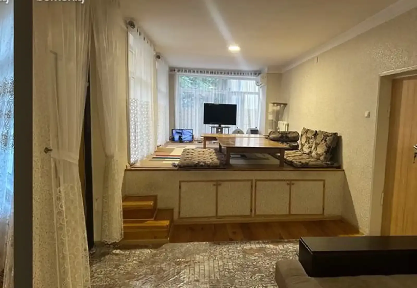 1-этажный, 6 комнатный дом, 340 м², Сомони