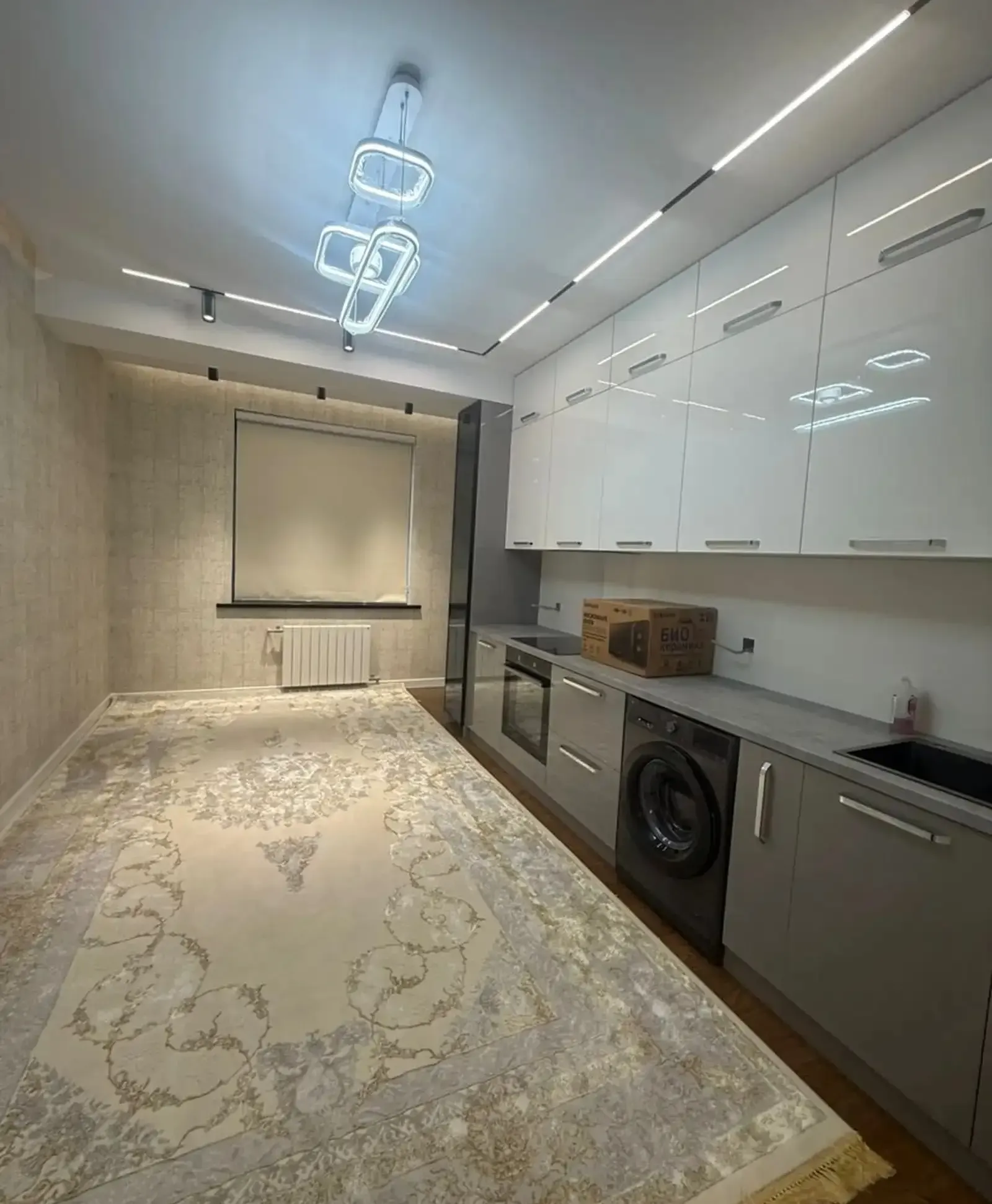 2-комн. квартира, 14 этаж, 65м², Дом печать