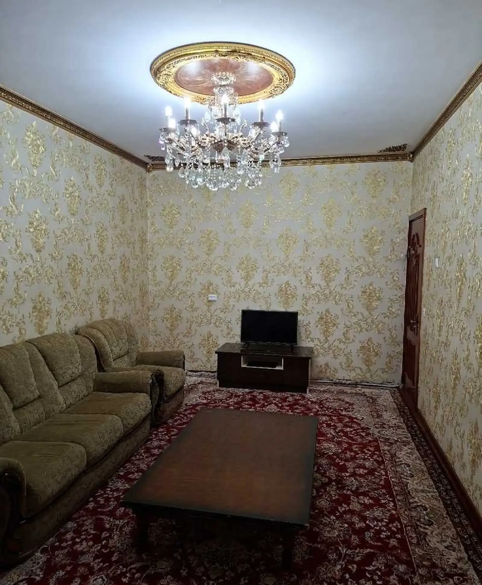 3-комн. квартира, 4 этаж, 82м², 102 мкр, институти Забонҳо