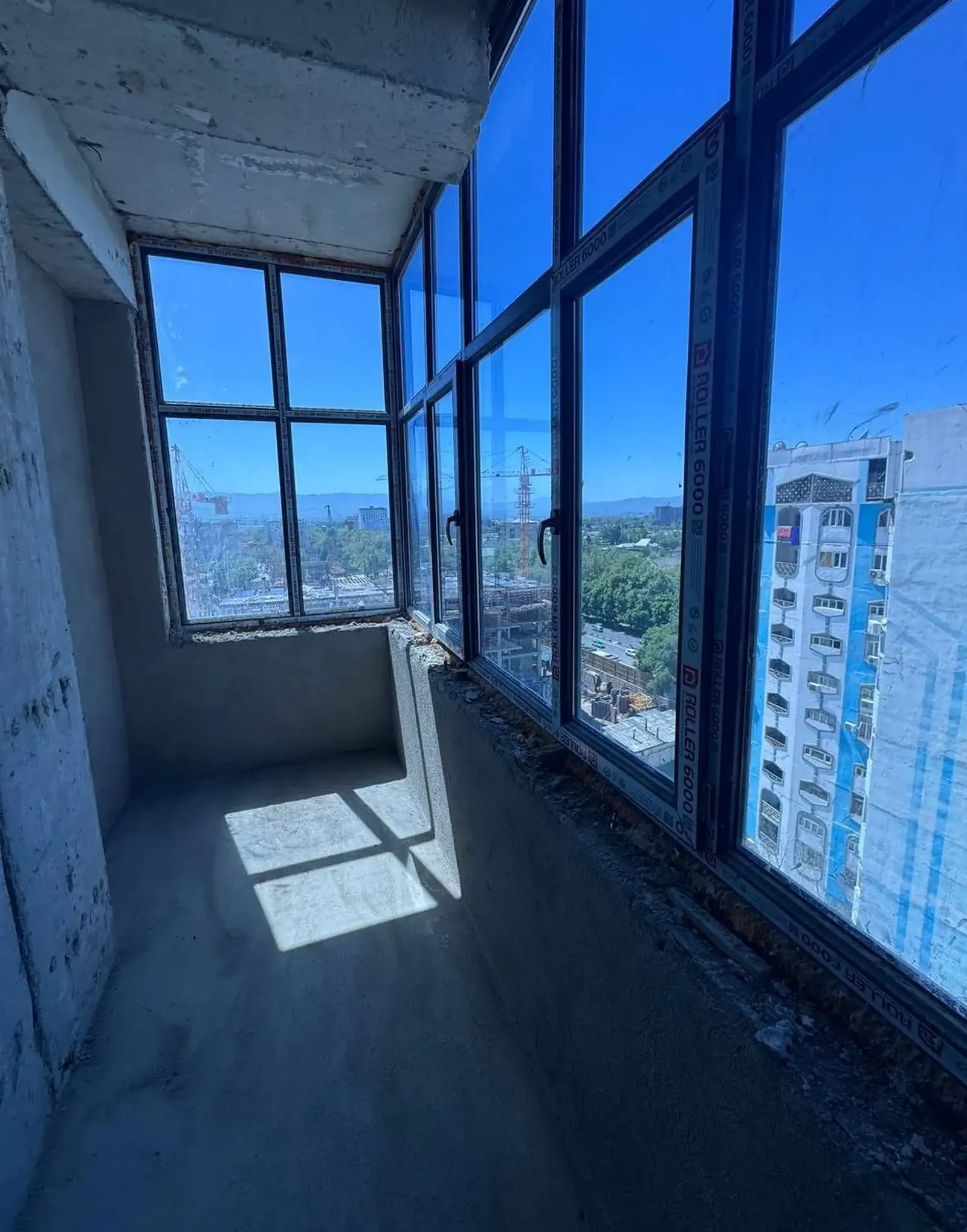 3-комн. квартира, 13 этаж, 75 м², Шохмансур