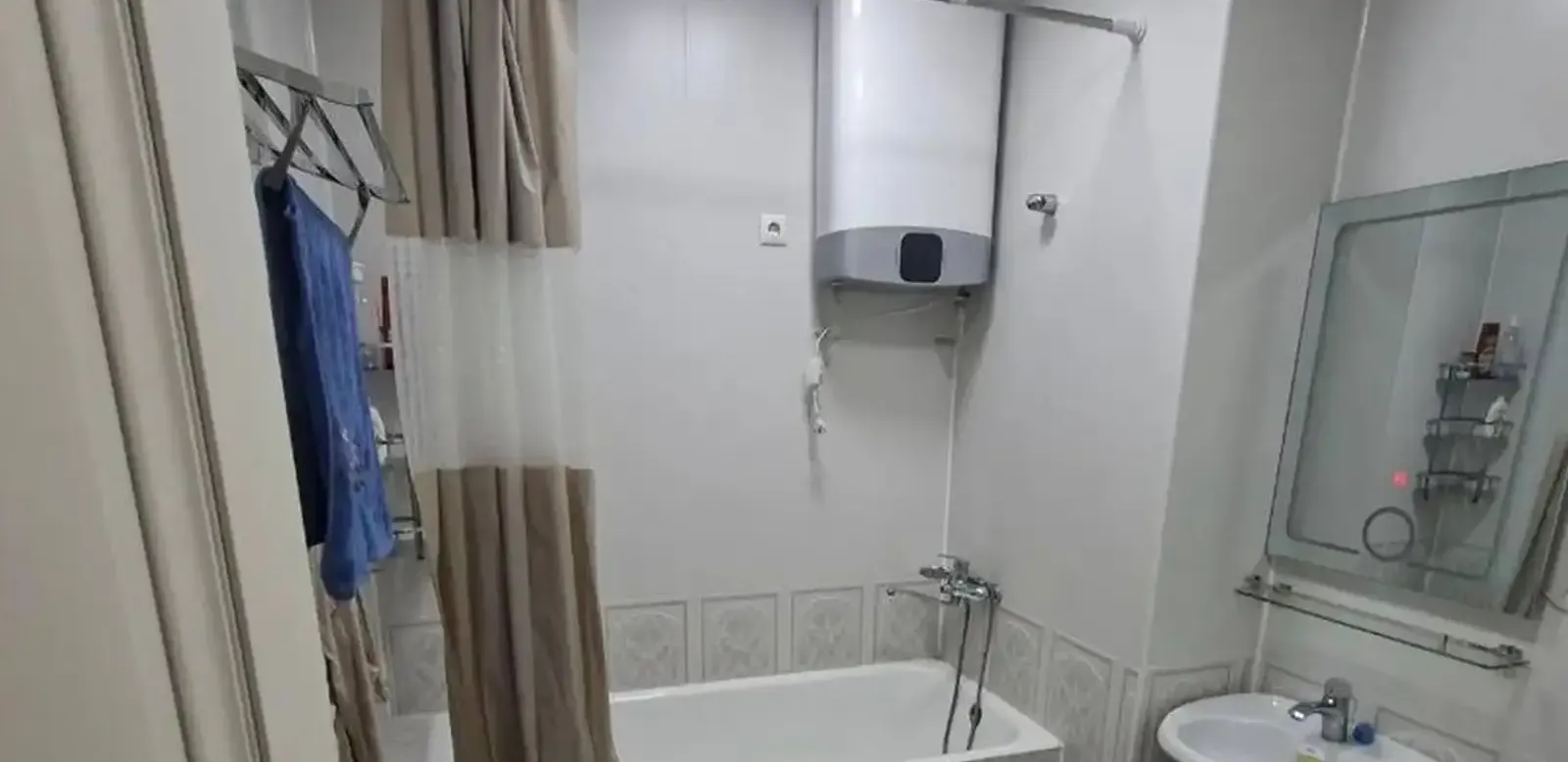1-комн. квартира, 2 этаж, 55 м², Шохмансур, Хукумати Шохмансур