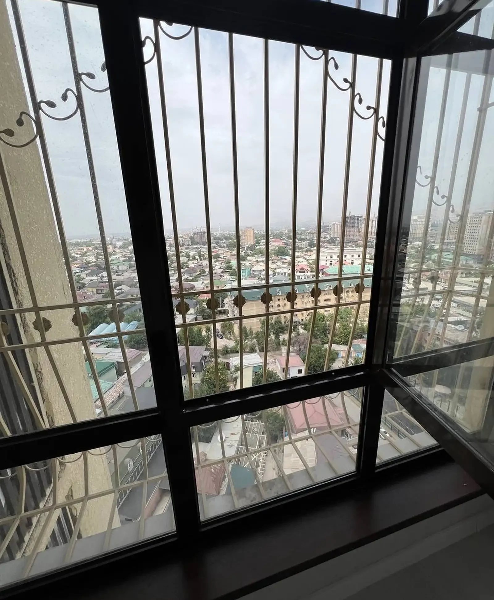 2-комн. квартира, 14 этаж, 75 м², Фирдавси