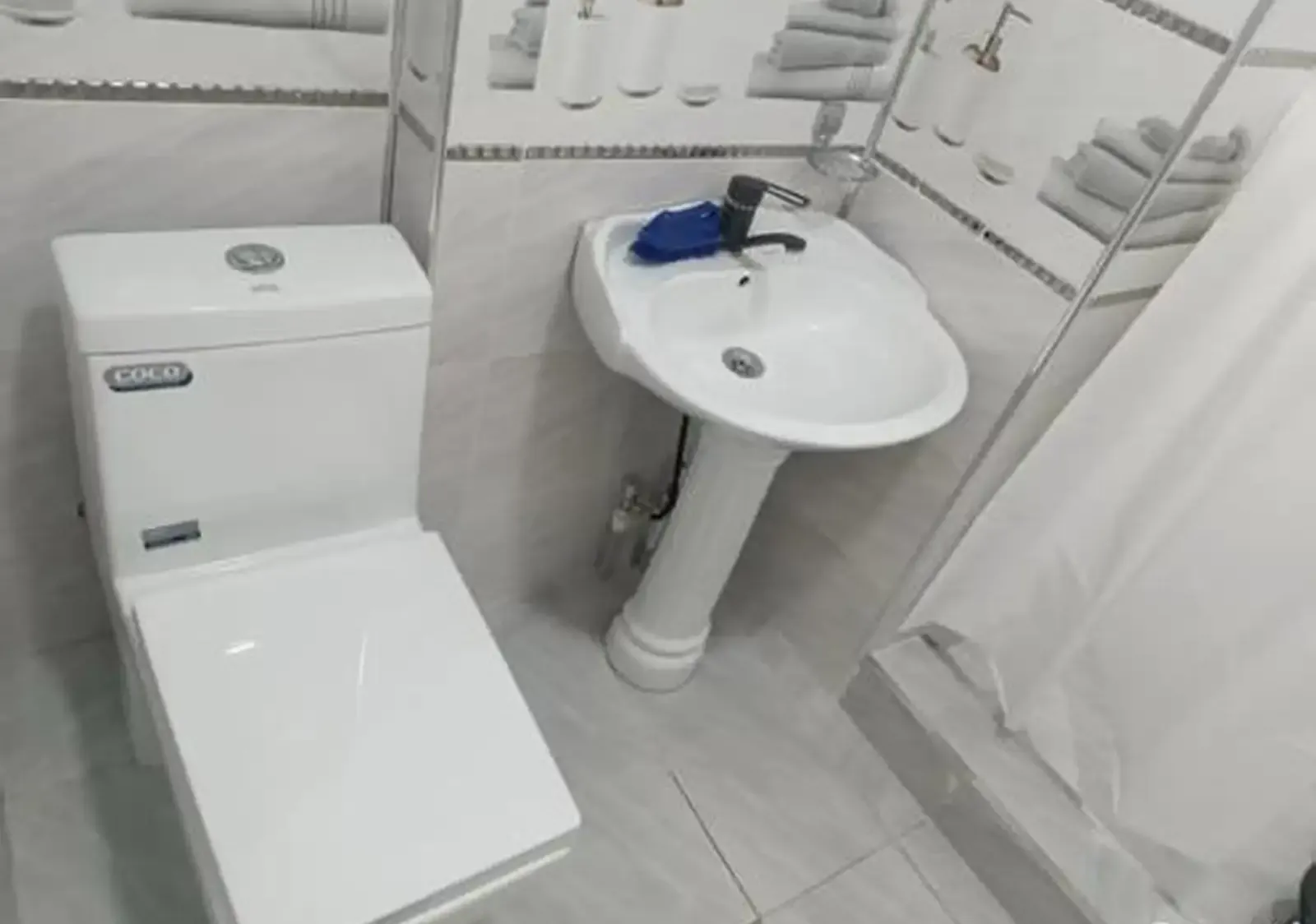 2-комн. квартира, 1 этаж, 72м², Сомони