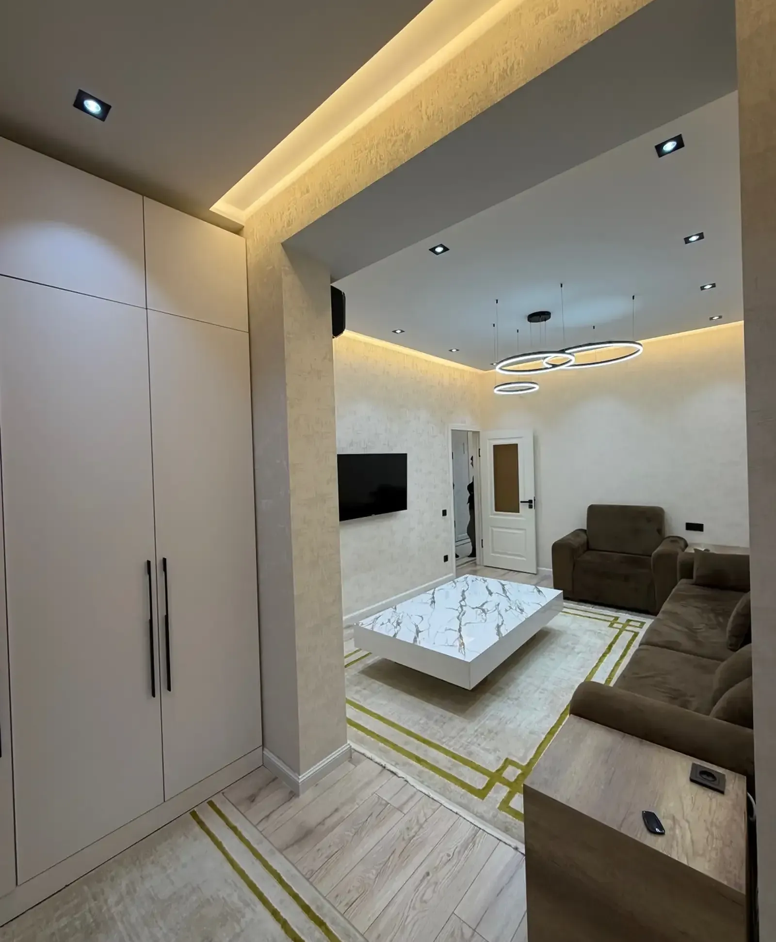 2-комн. квартира, 14 этаж, 67м², Спартак,Симург