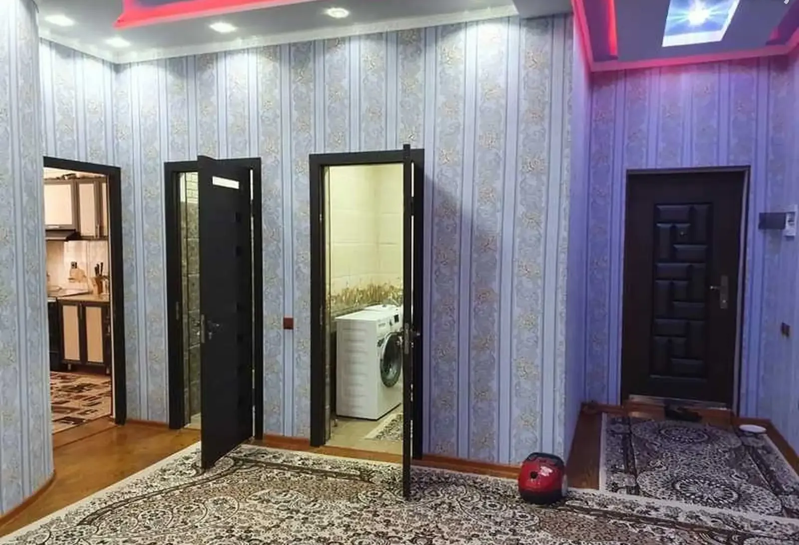 3-комн. квартира, 4 этаж, 98м², Сино.(зарафшон)