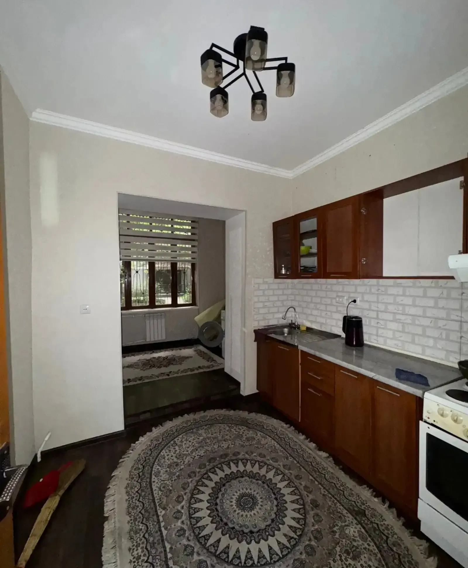 2-комн. квартира, 1 этаж, 75м², Ватан
