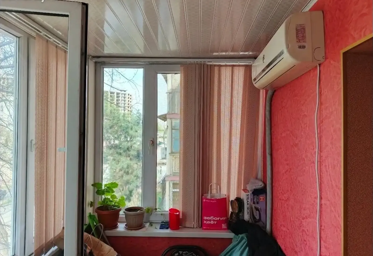 3-комн. квартира, 3 этаж, 50 м², Цирк
