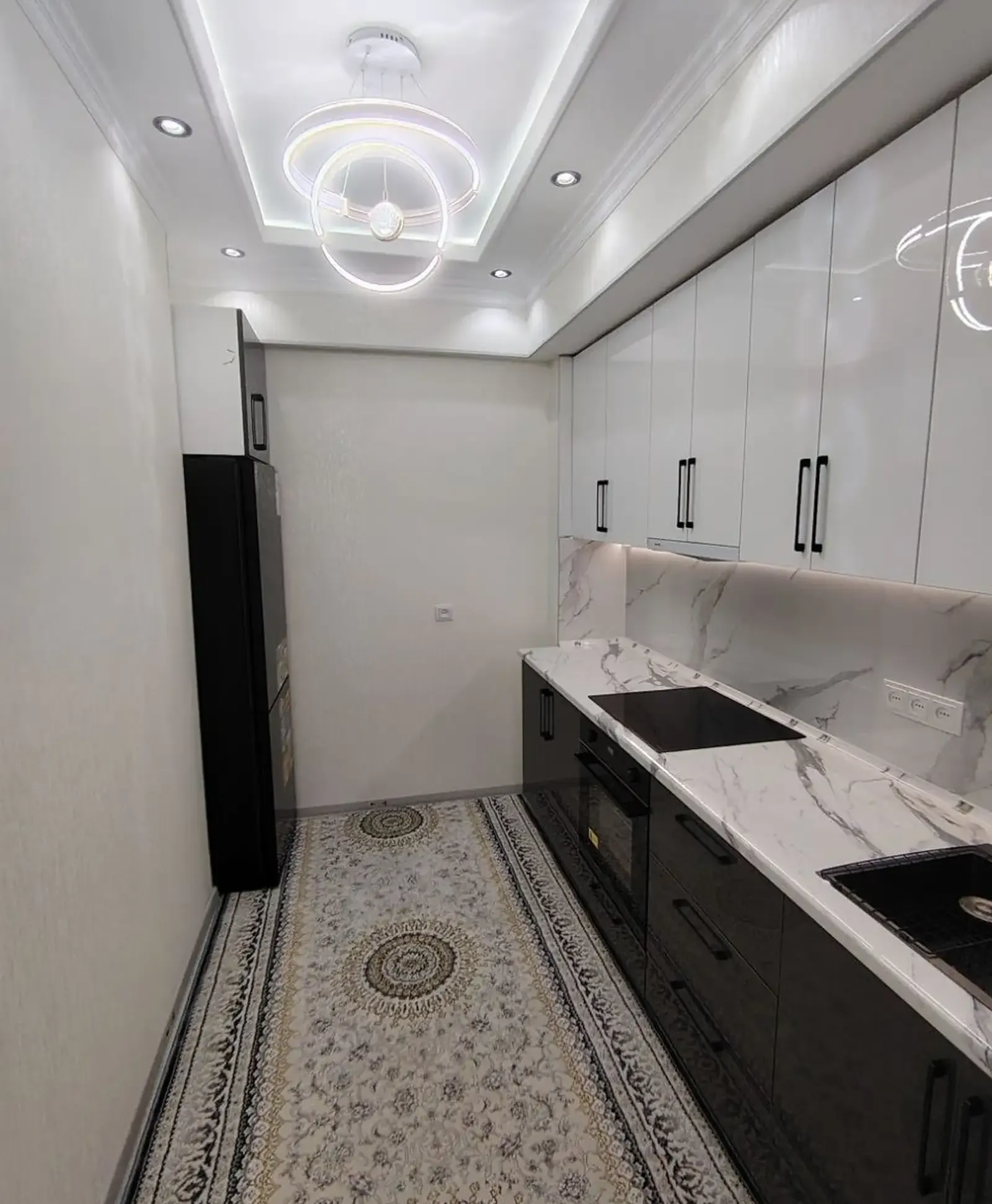 3-комн. квартира, 2 этаж, 70 м², Сино