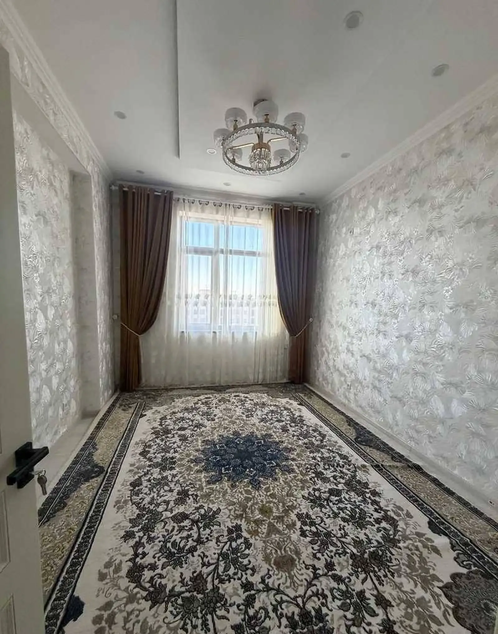 3-комн. квартира, 11 этаж, 100 м², Шоҳмансур