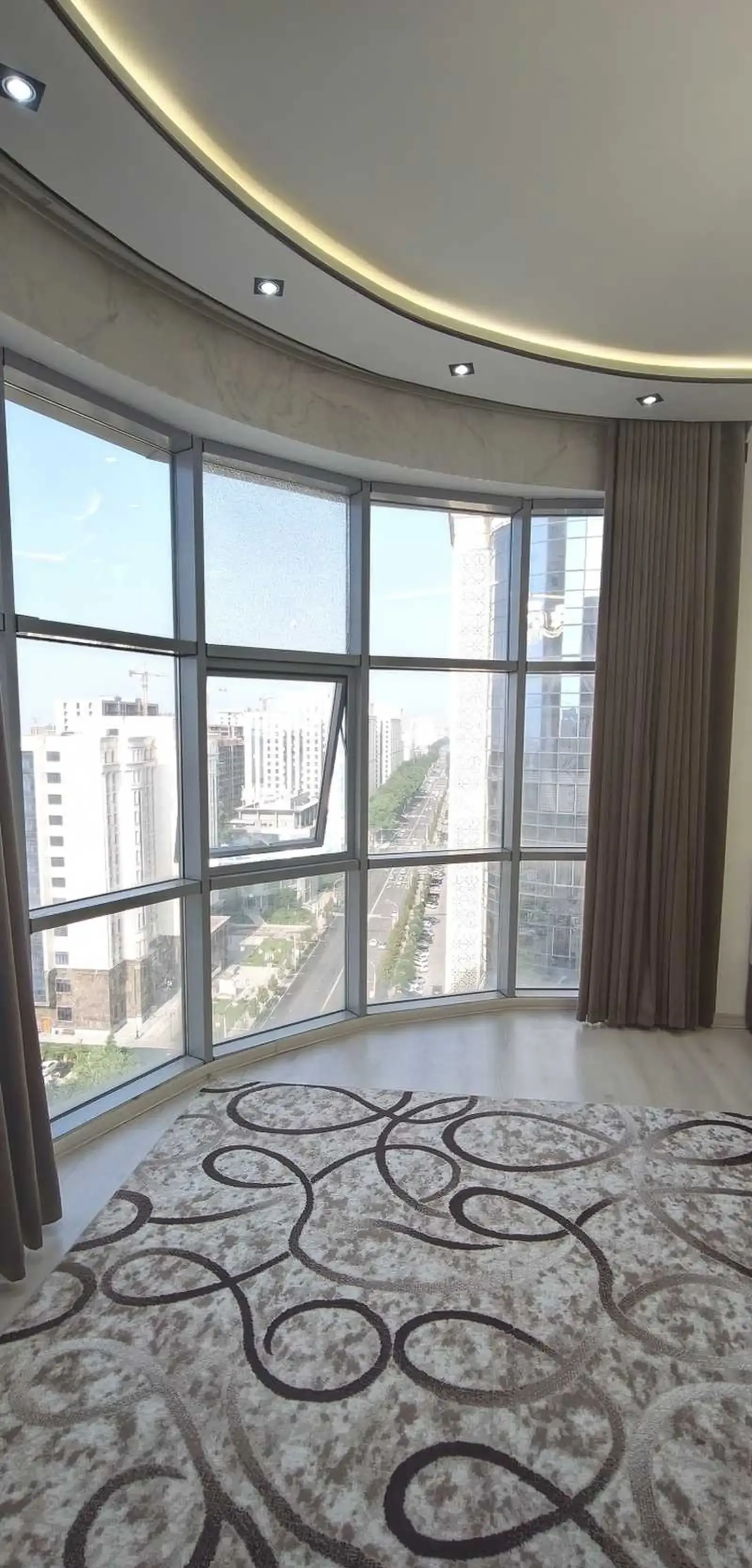 2-комн. квартира, 16 этаж, 75м², Шоҳмансур