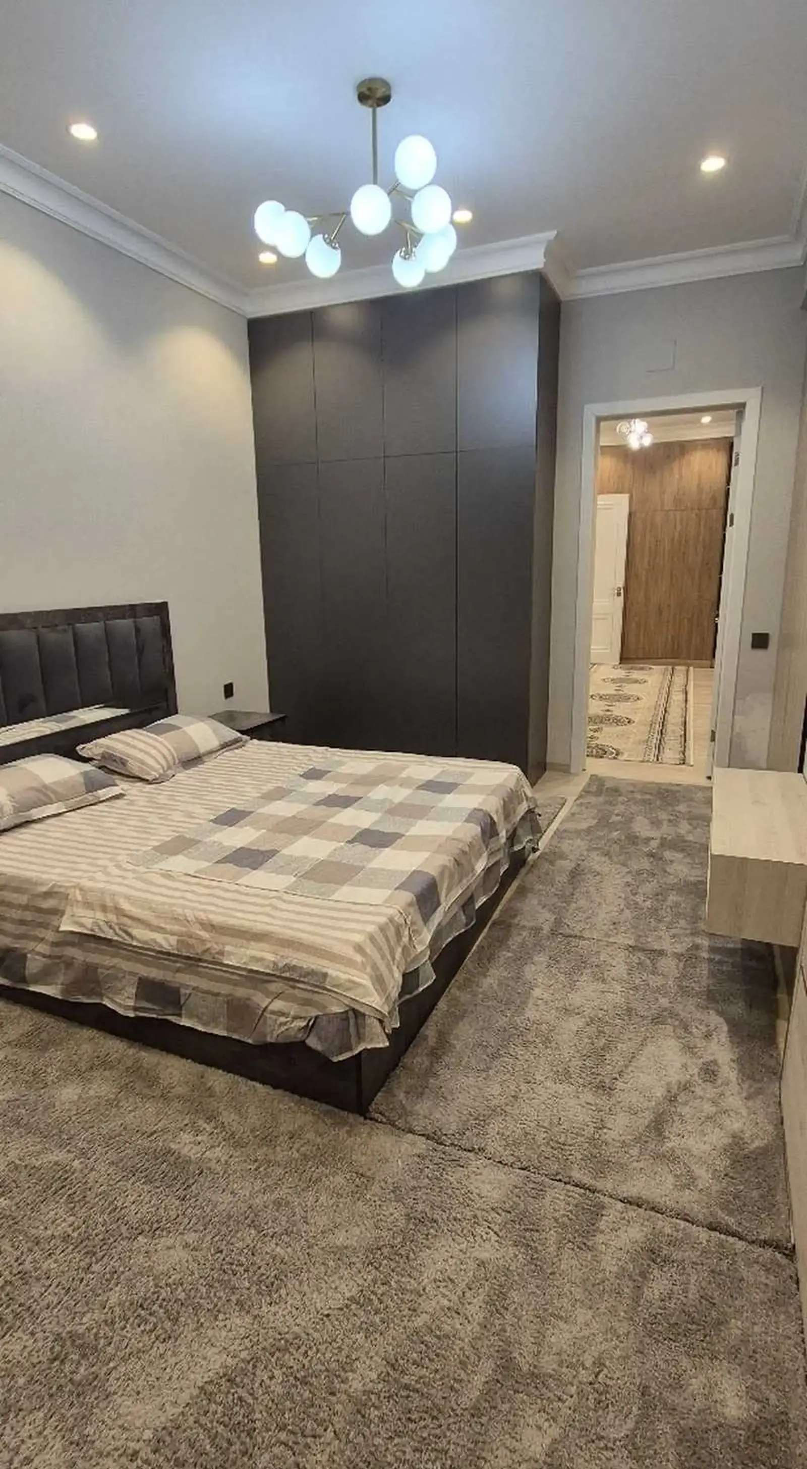 2-комн. квартира, 15 этаж, 92м², Центр Бахт-Z, Созидание