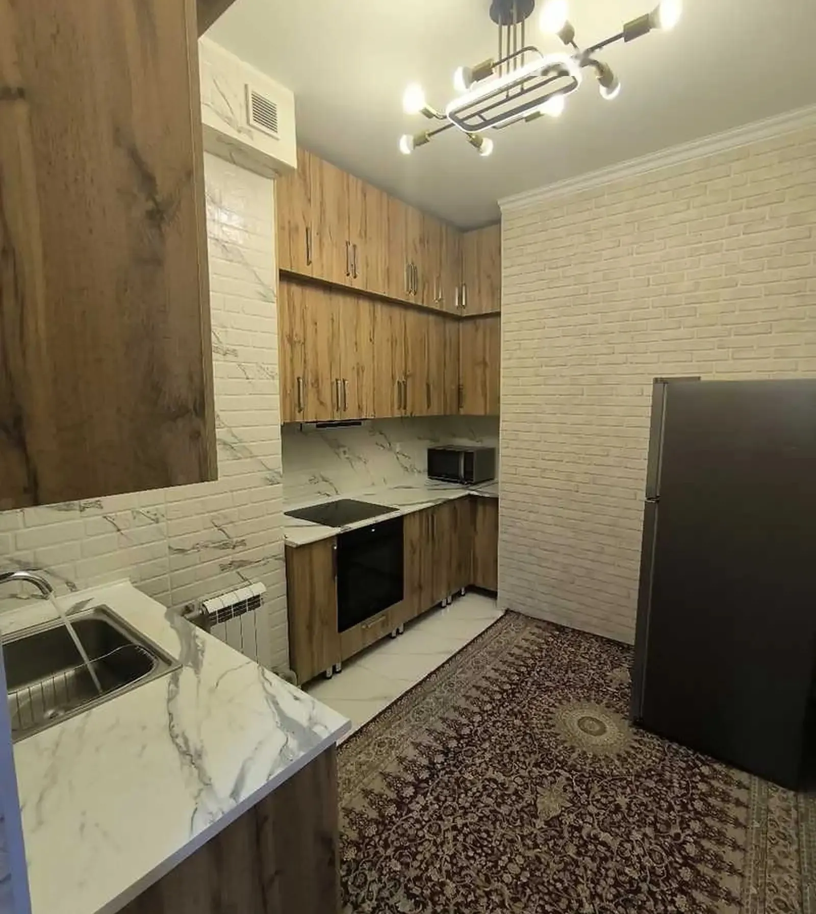 3-комн. квартира, 11 этаж, 100м², Шохмансур