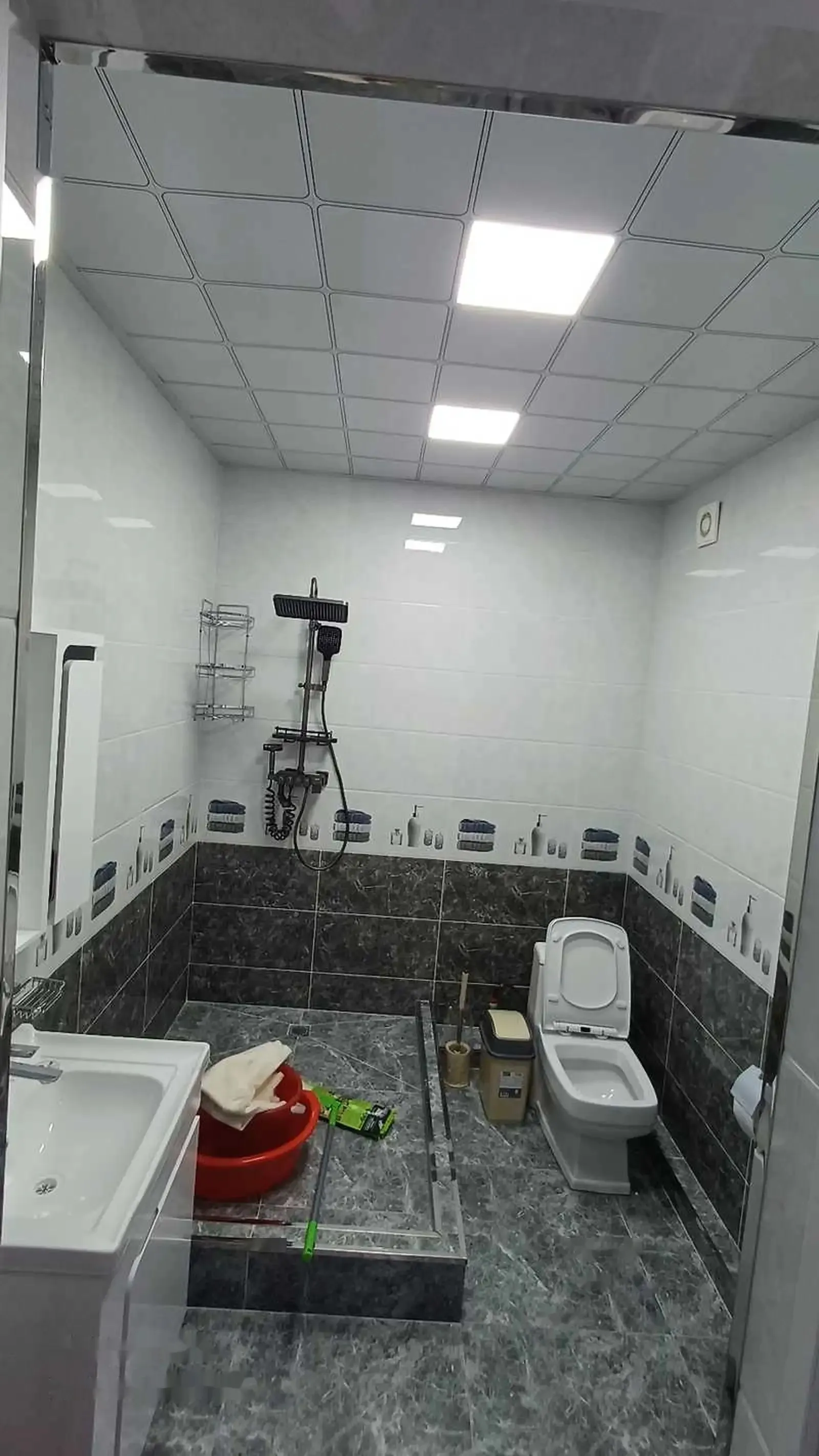 2-комн. квартира, 16 этаж, 73м², Шохмансур ру ба руи гостиницаи Хилтон