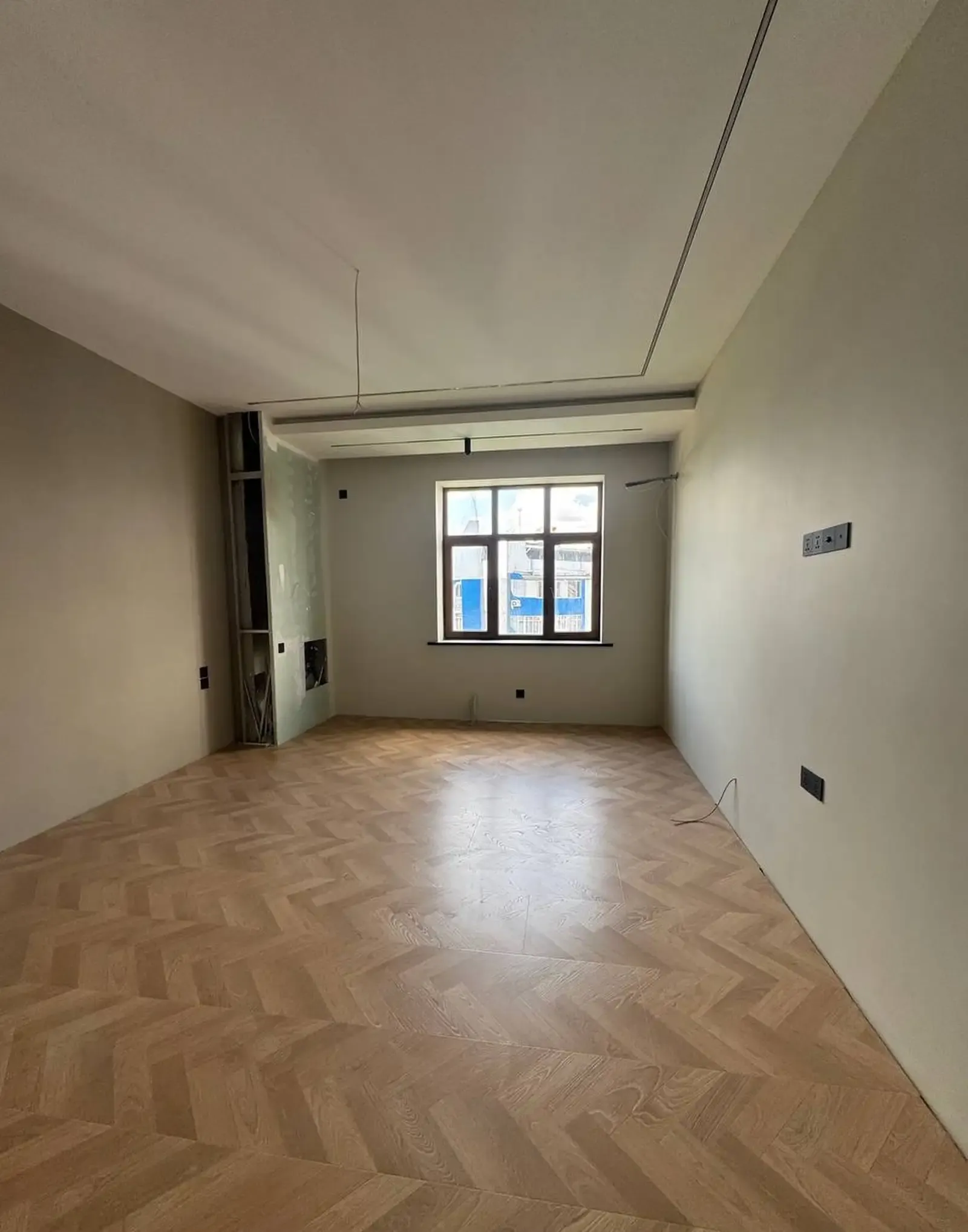 5-комн. квартира, 10 этаж, 170 м², И Сомони