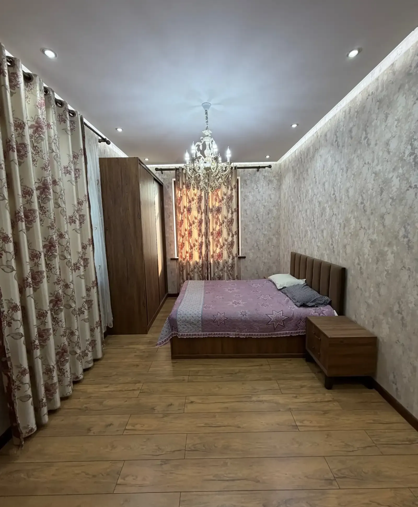 2-комн. квартира, 13 этаж, 75м², Спартак, Ашан