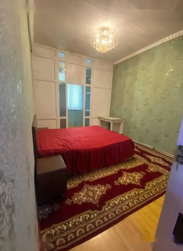 3-комн. квартира, 2 этаж, 100м², Сино