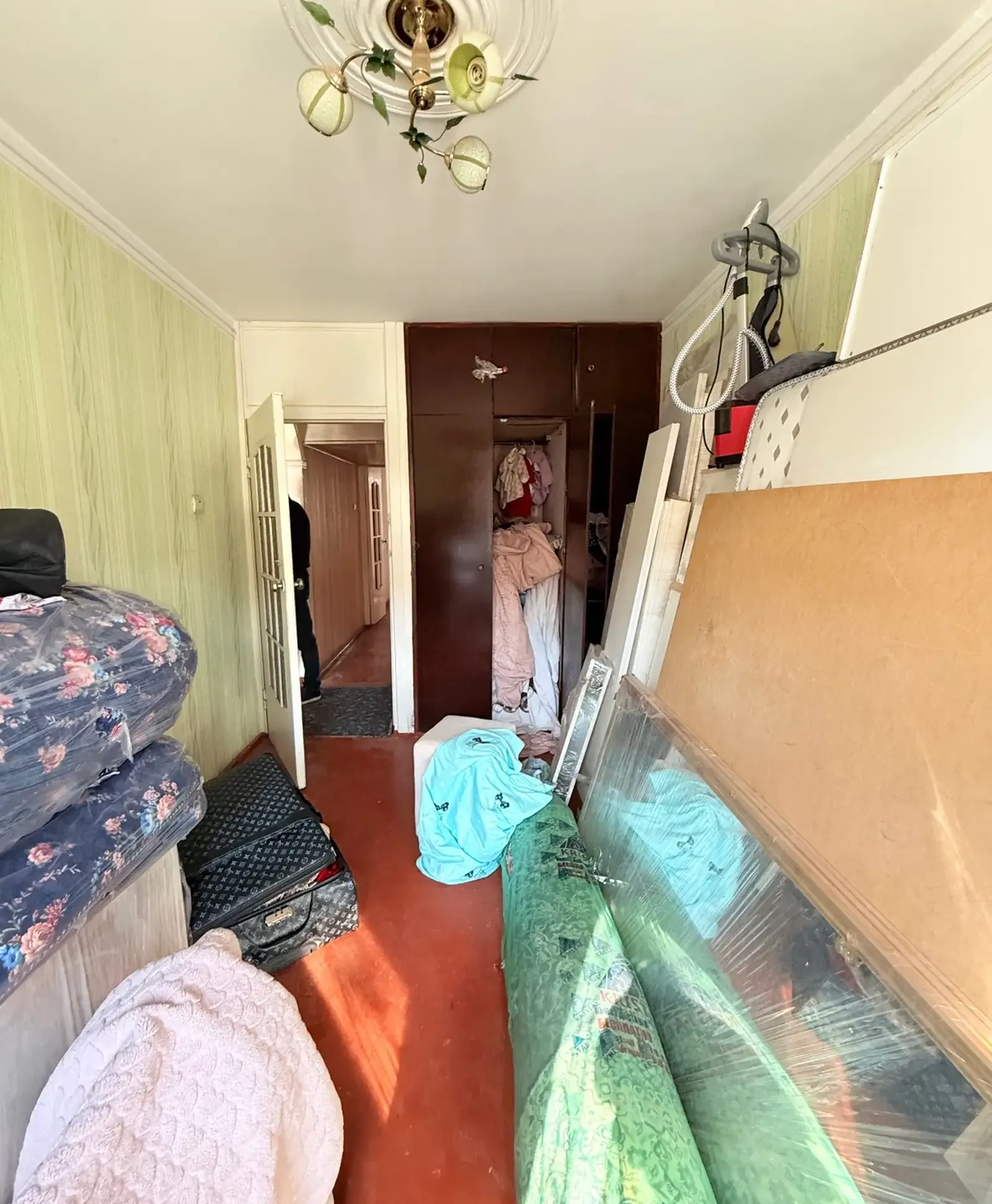 3-комн. квартира, 1 этаж, 58 м², 101мкр. перед эстокадой 82мкр