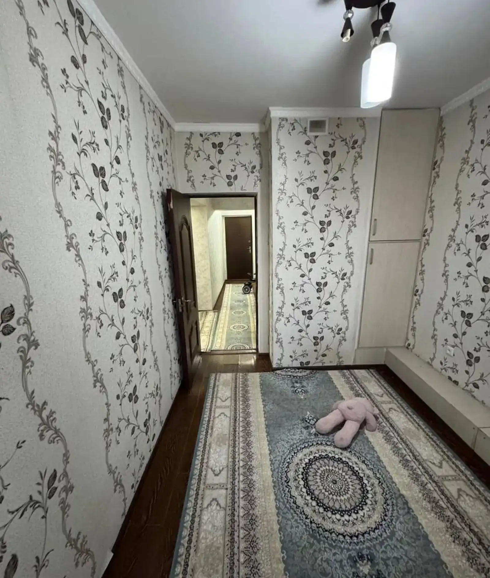 2-комн. квартира, 12 этаж, 75м², Сино