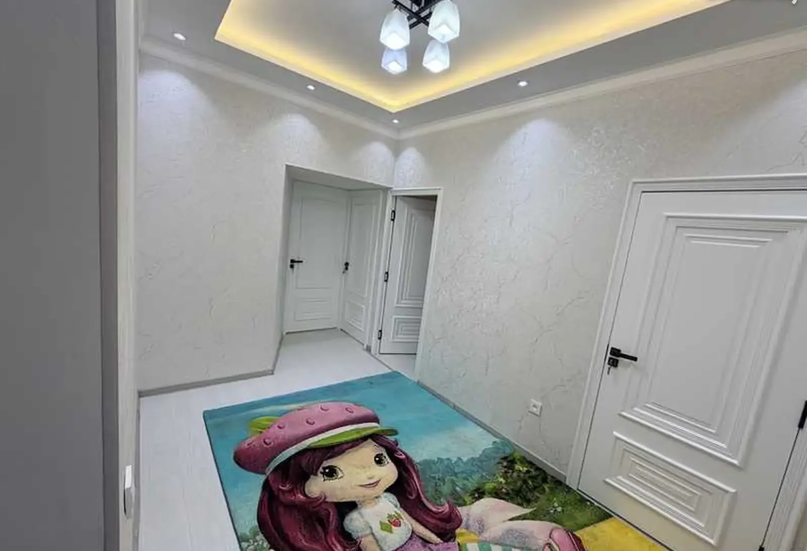 4-комн. квартира, 2 этаж, 100м², Сино 103 мкр
