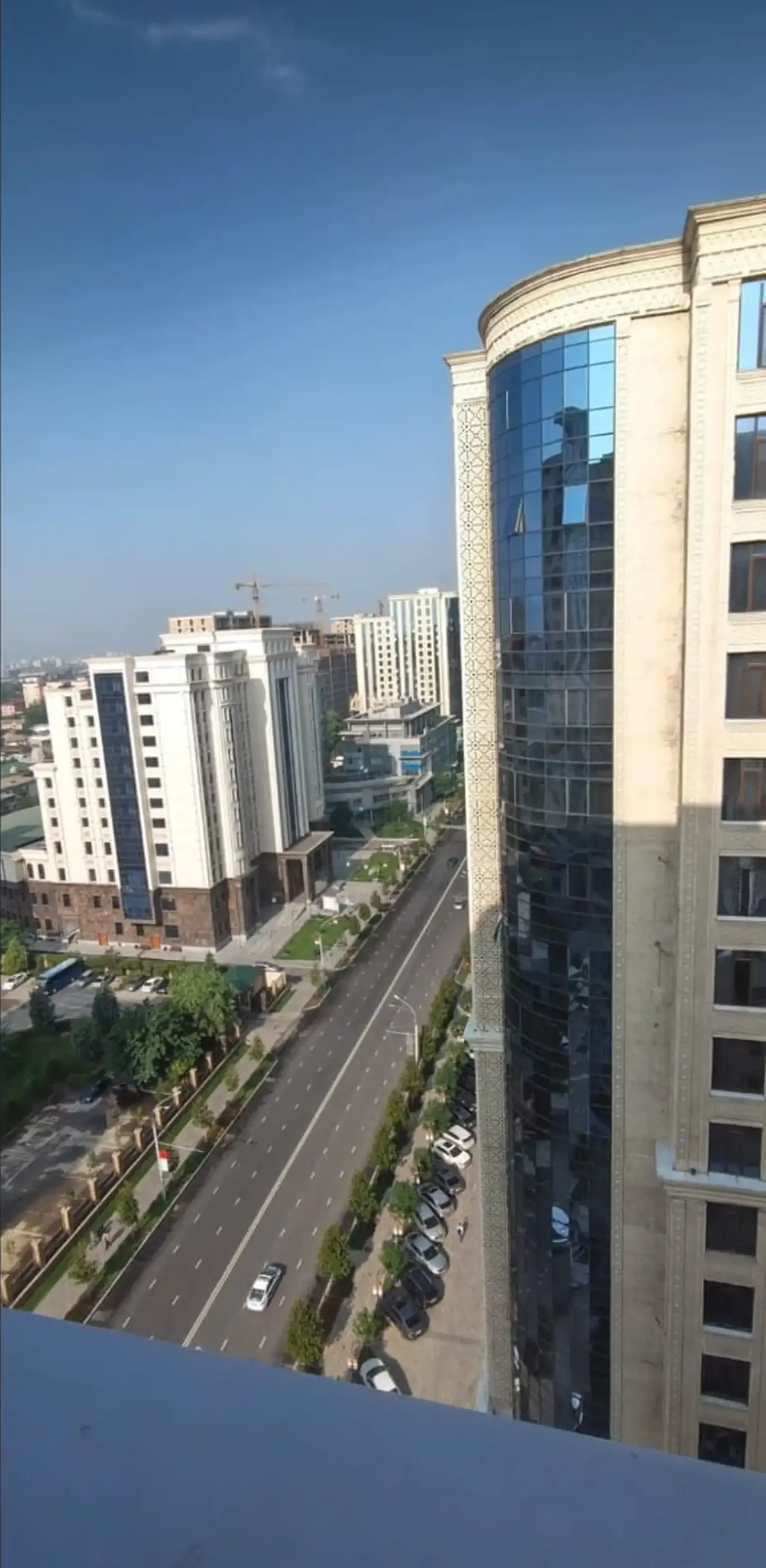 2-комн. квартира, 16 этаж, 70м², И Сомони Садбарг