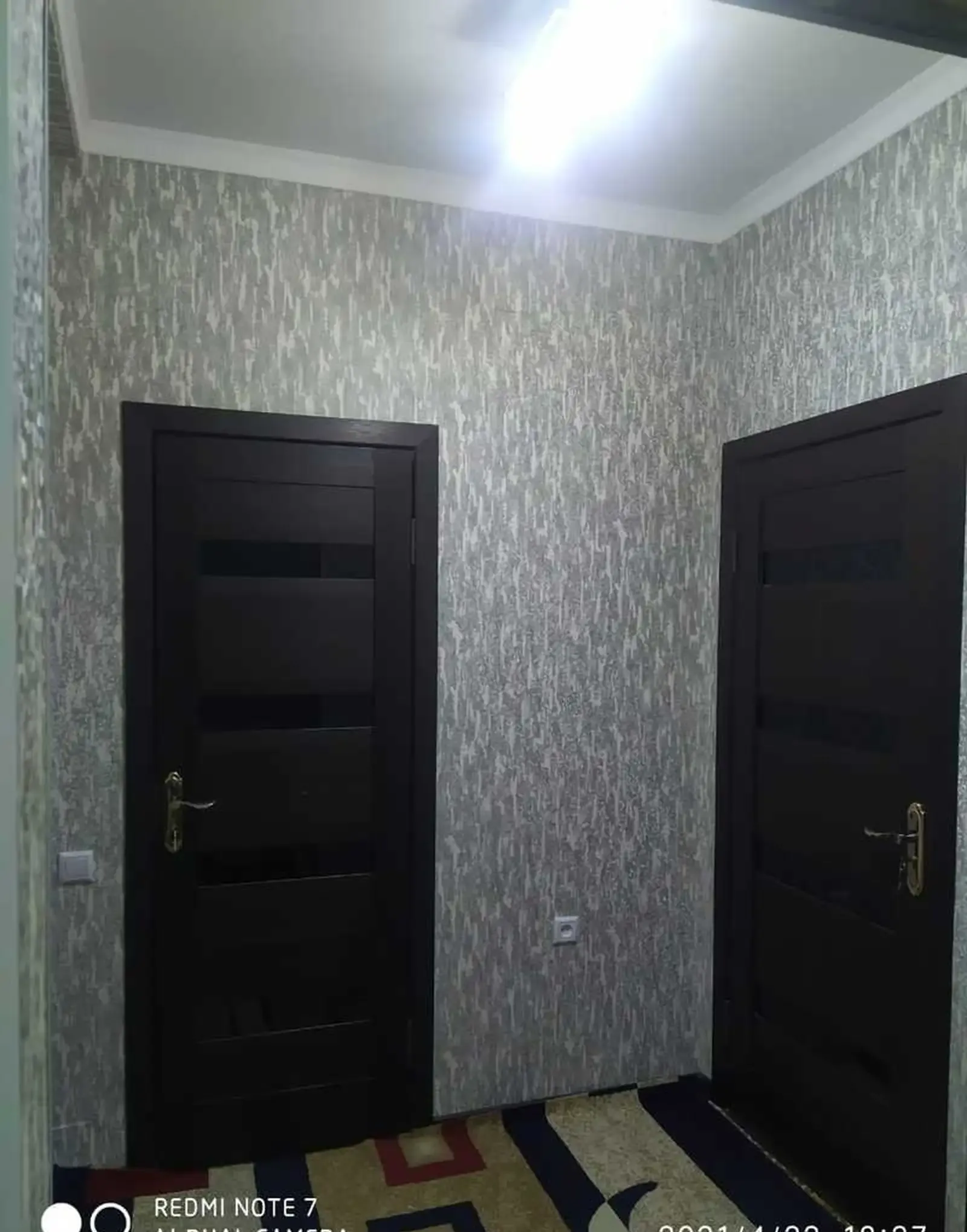 2-комн. квартира, 2 этаж, 55м², н. Сино, ориентир посольство России
