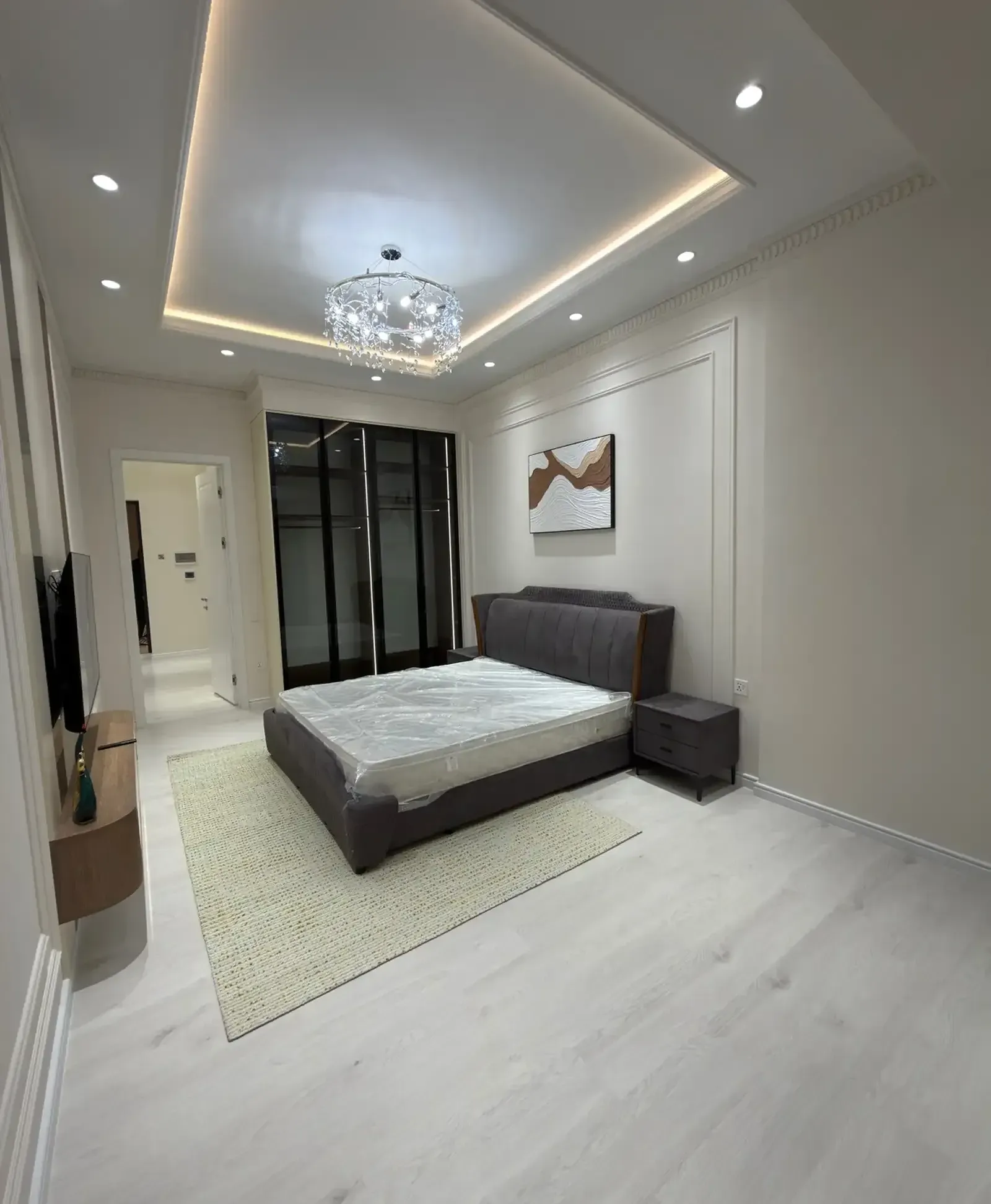 2-комн. квартира, 12 этаж, 65м², Садбарг, Шохмансур