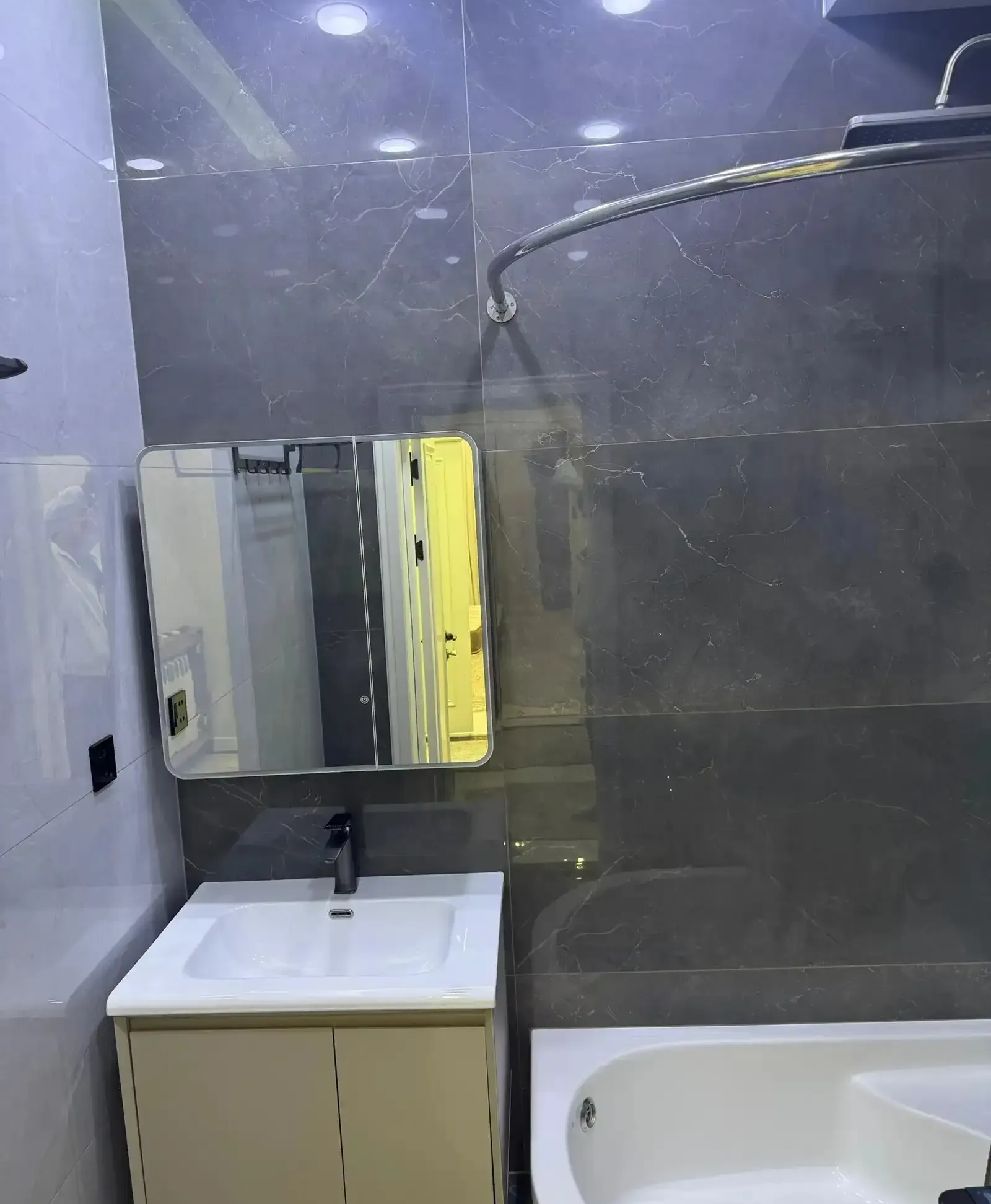 3-комн. квартира, 9 этаж, 105м², 91 мкр Гулдаста