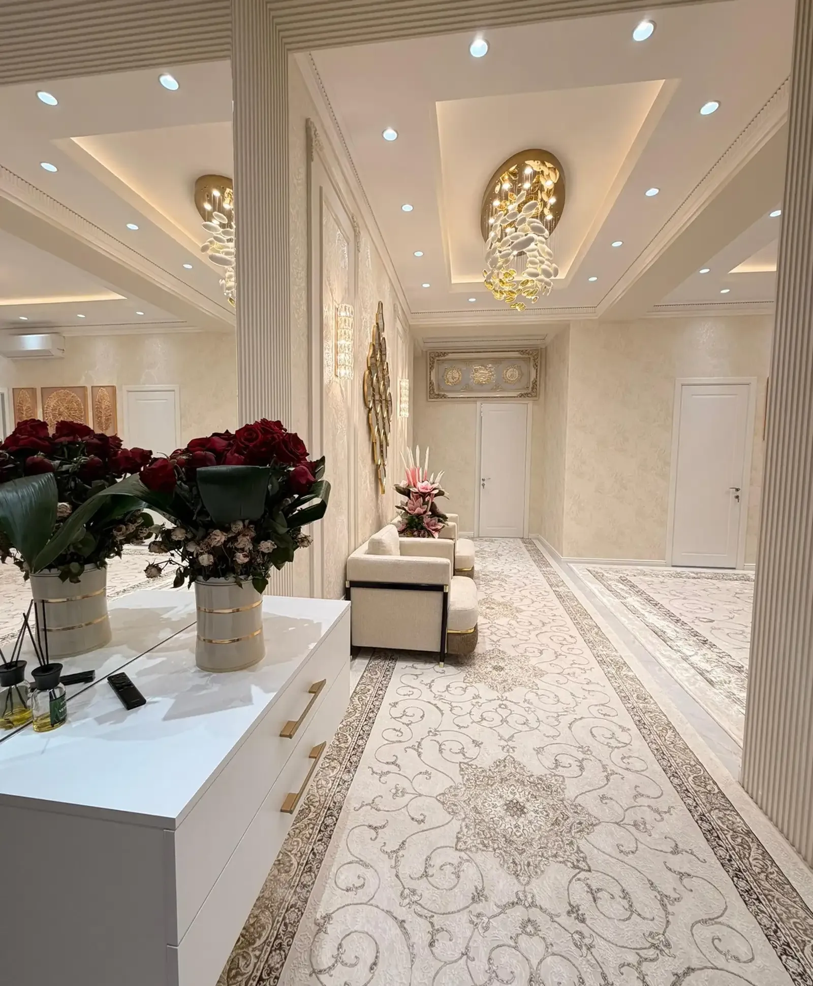 4-комн. квартира, 18 этаж, 212 м², Бахт-Z, напротив «Созидания»