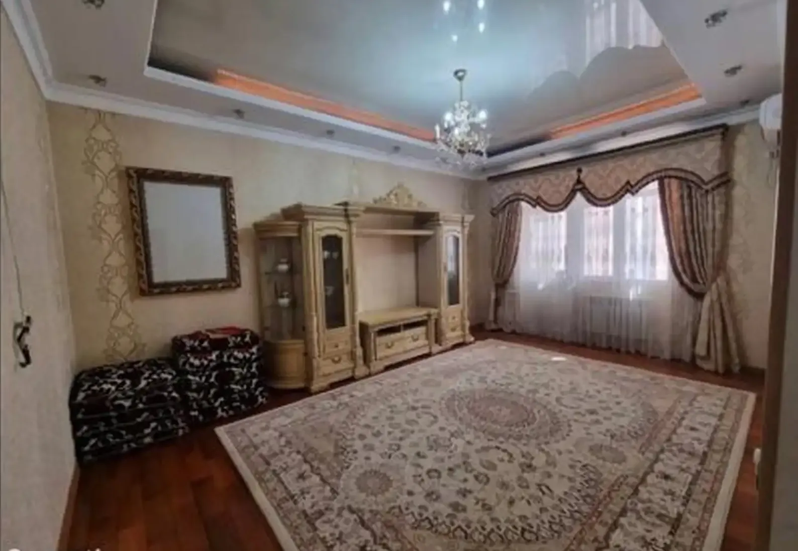 5-комн. квартира, 3 этаж, 220м², Сомони