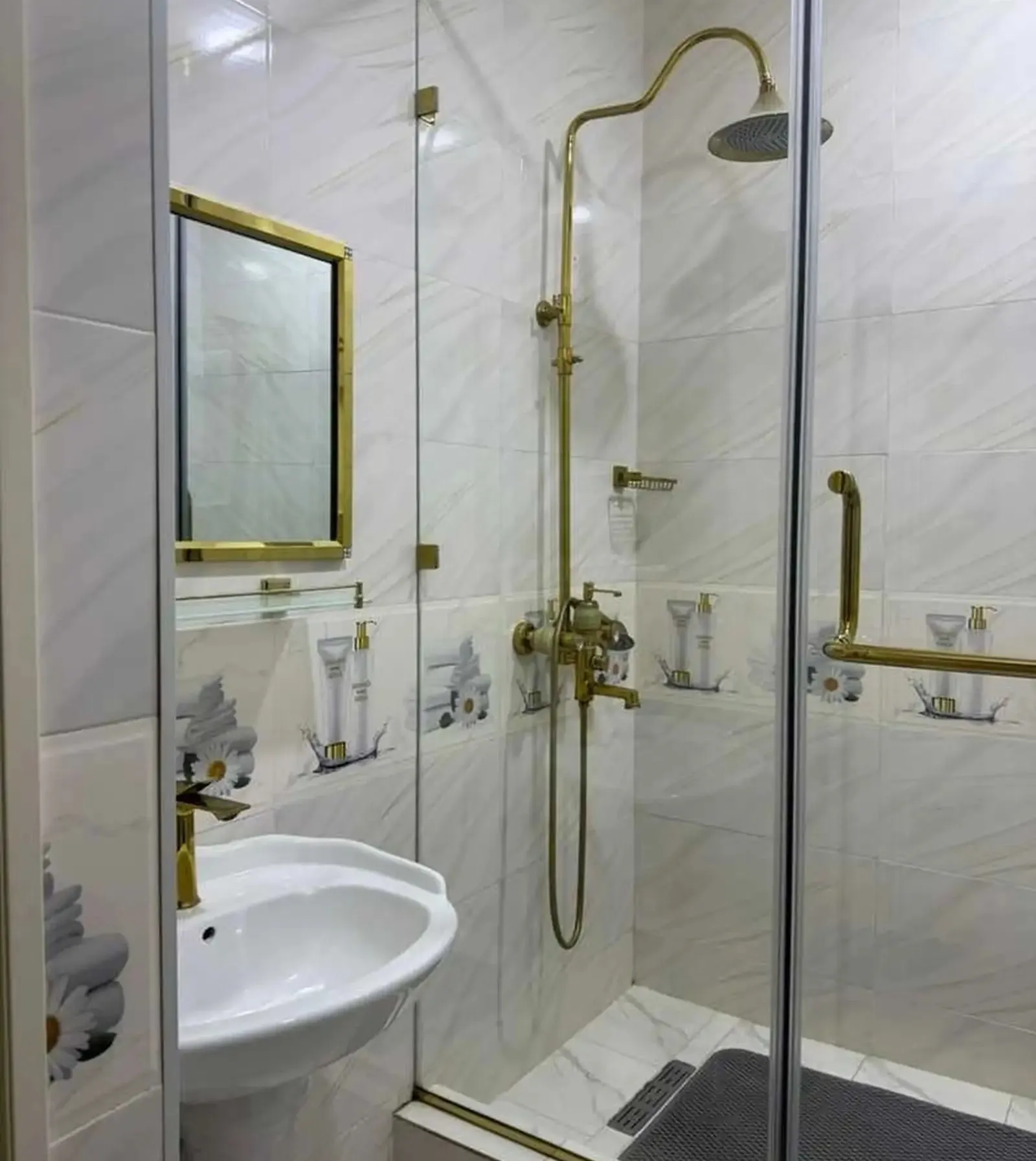2-комн. квартира, 2 этаж, 58м², ваданасос