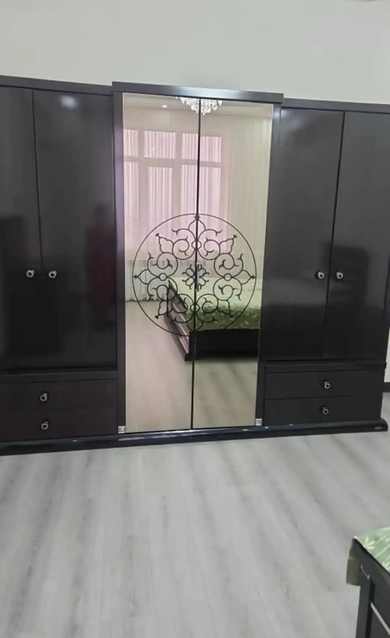 2-комн. квартира, 10 этаж, 100м², Сомони