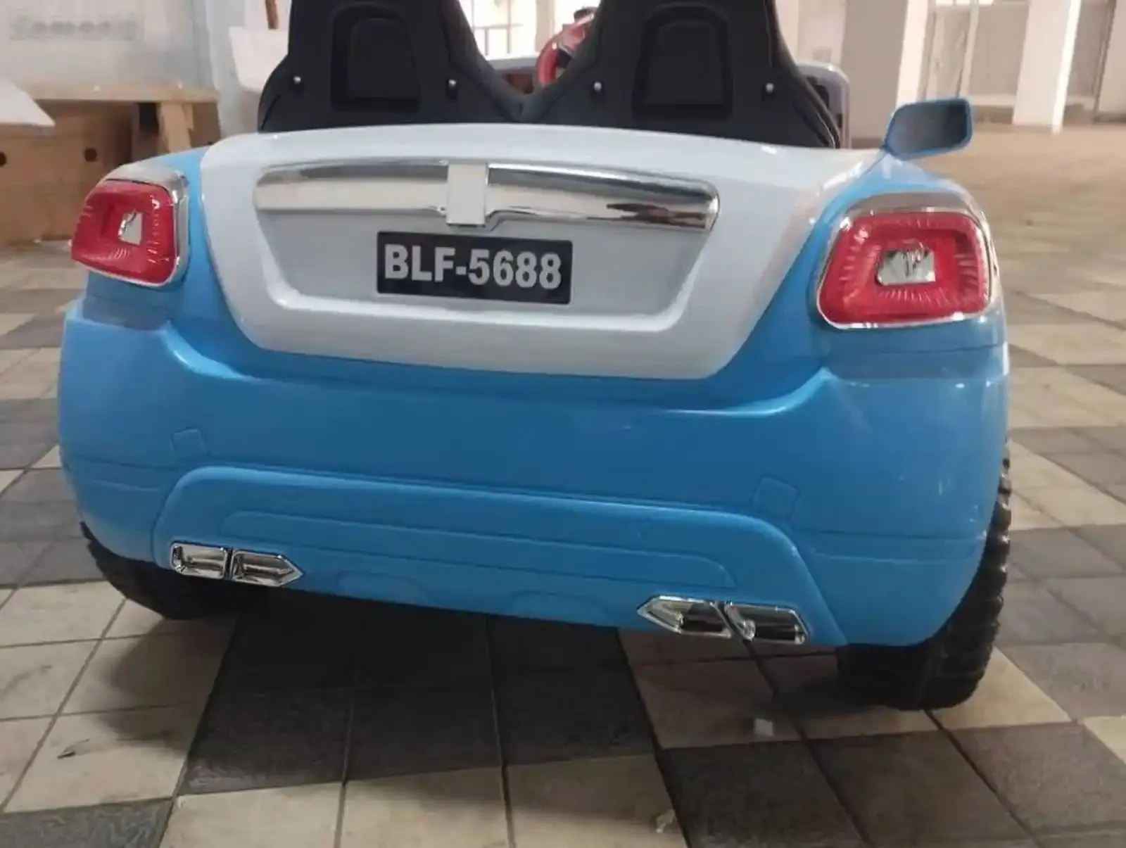 Детский электромобиль