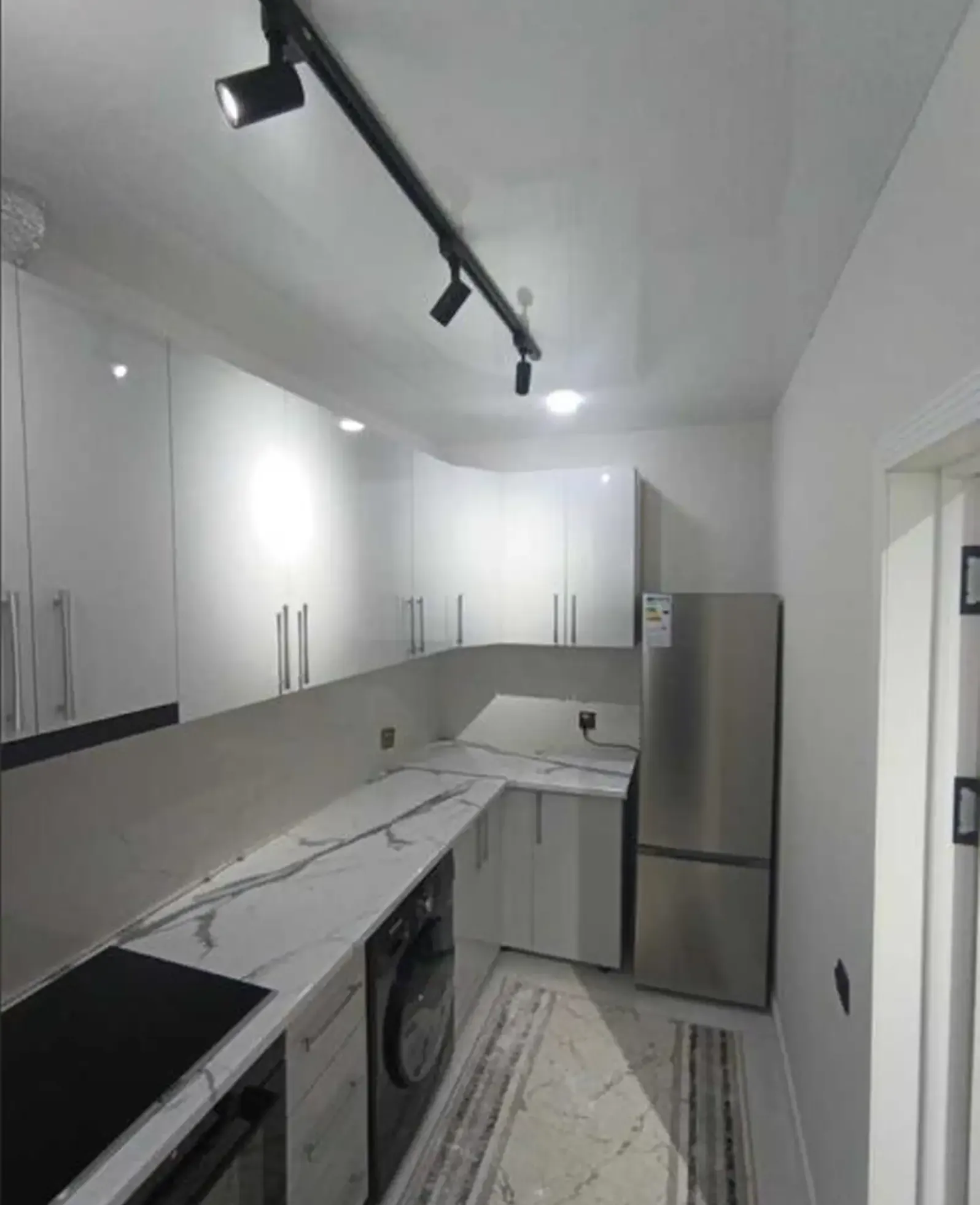 2-комн. квартира, 12 этаж, 70м², И Сомони Пеши Султанбей