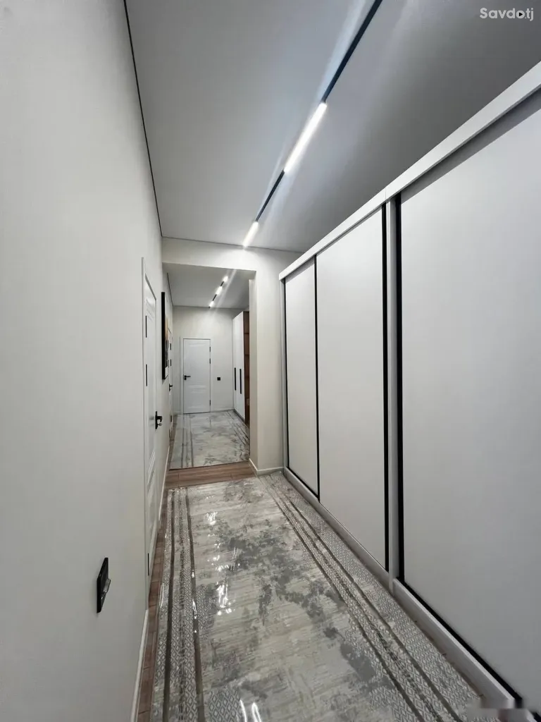 3-комн. квартира, 8 этаж, 105 м², сино