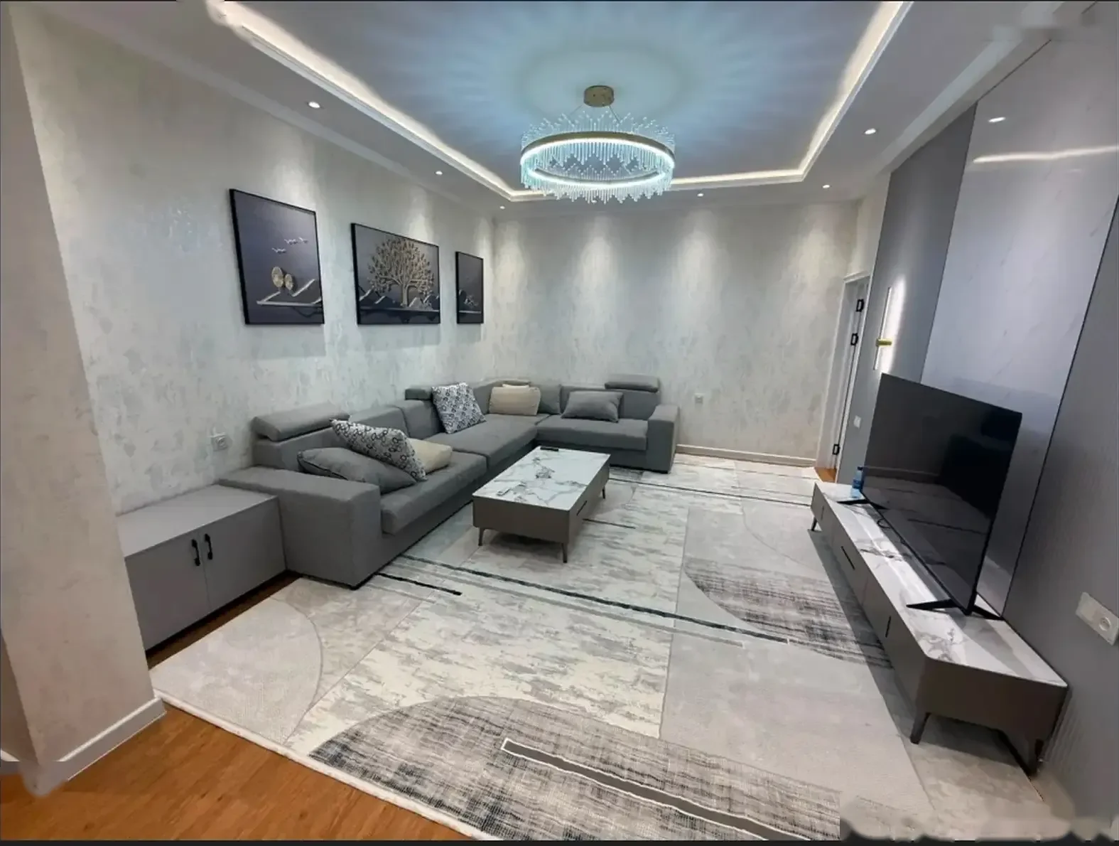 3-комн. квартира, 3 этаж, 105м², Шохмансур Голубой Экран