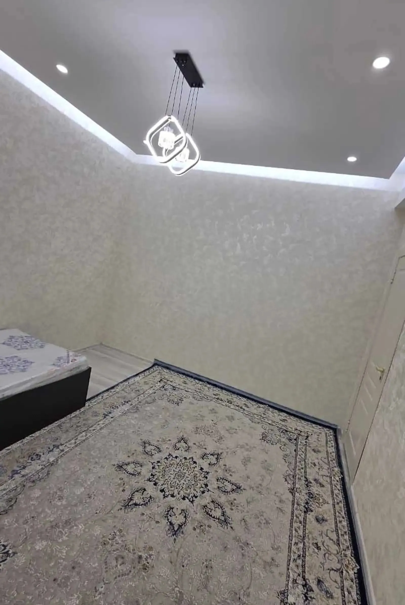 2-комн. квартира, 10 этаж, 70м², Шохмансур