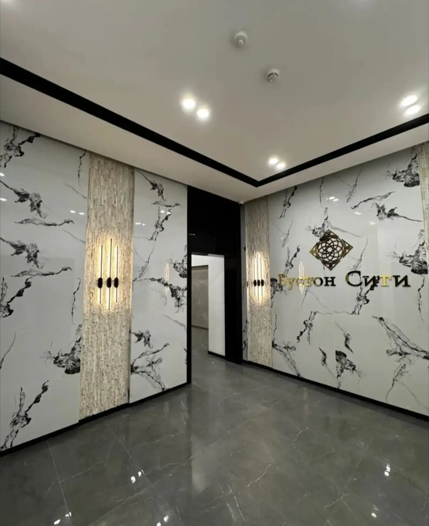2-комн. квартира, 14 этаж, 65м², Шохмансур