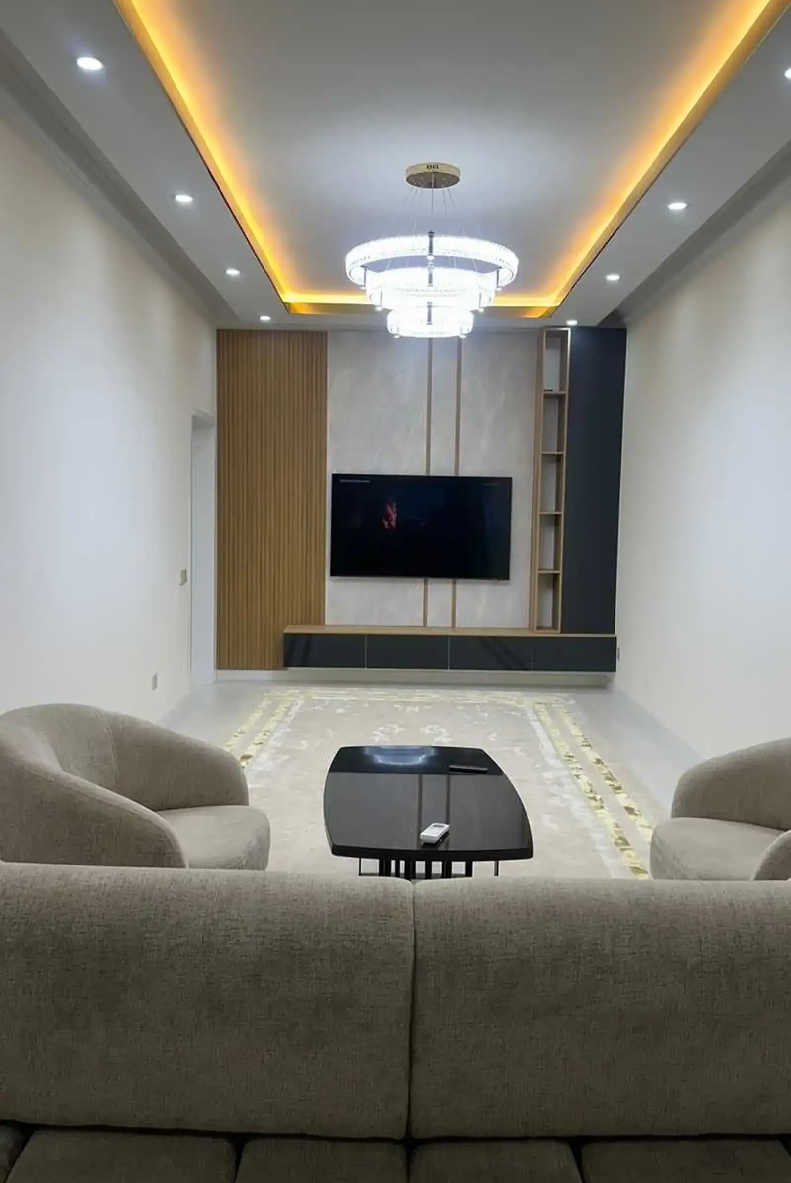 2-комн. квартира, 6 этаж, 78м², Айни
