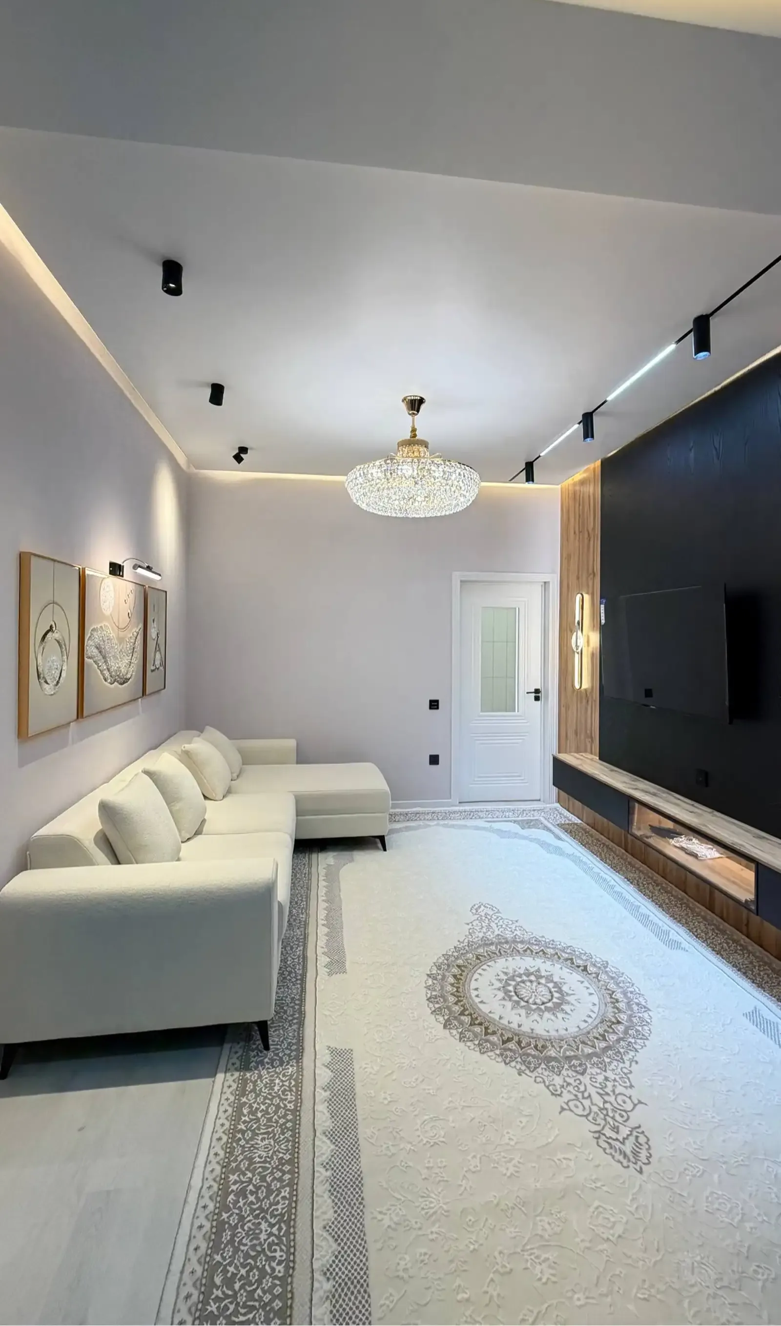 4-комн. квартира, 2 этаж, 89 м², Сомони