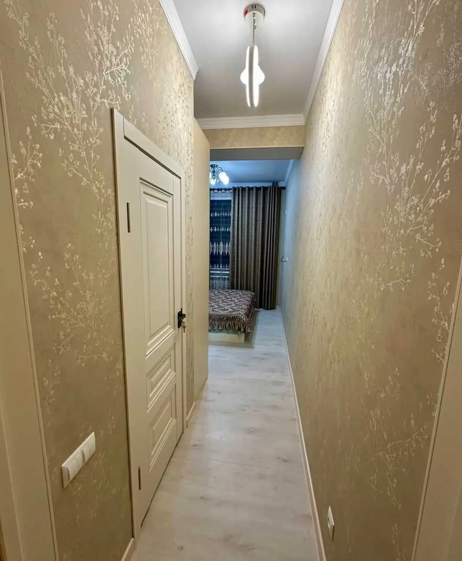 3-комн. квартира, 4 этаж, 110м², Сомони