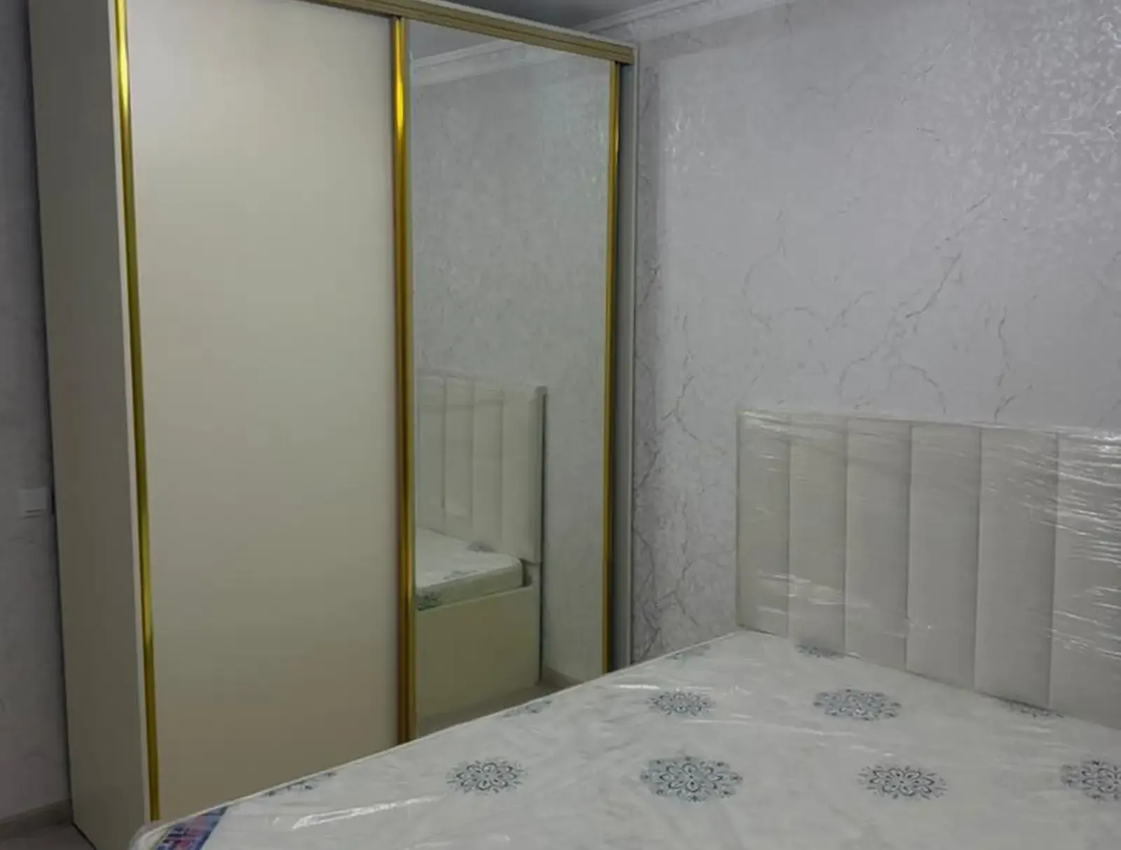 3-комн. квартира, 4 этаж, 68м², Профсоюз, главный Ёвар