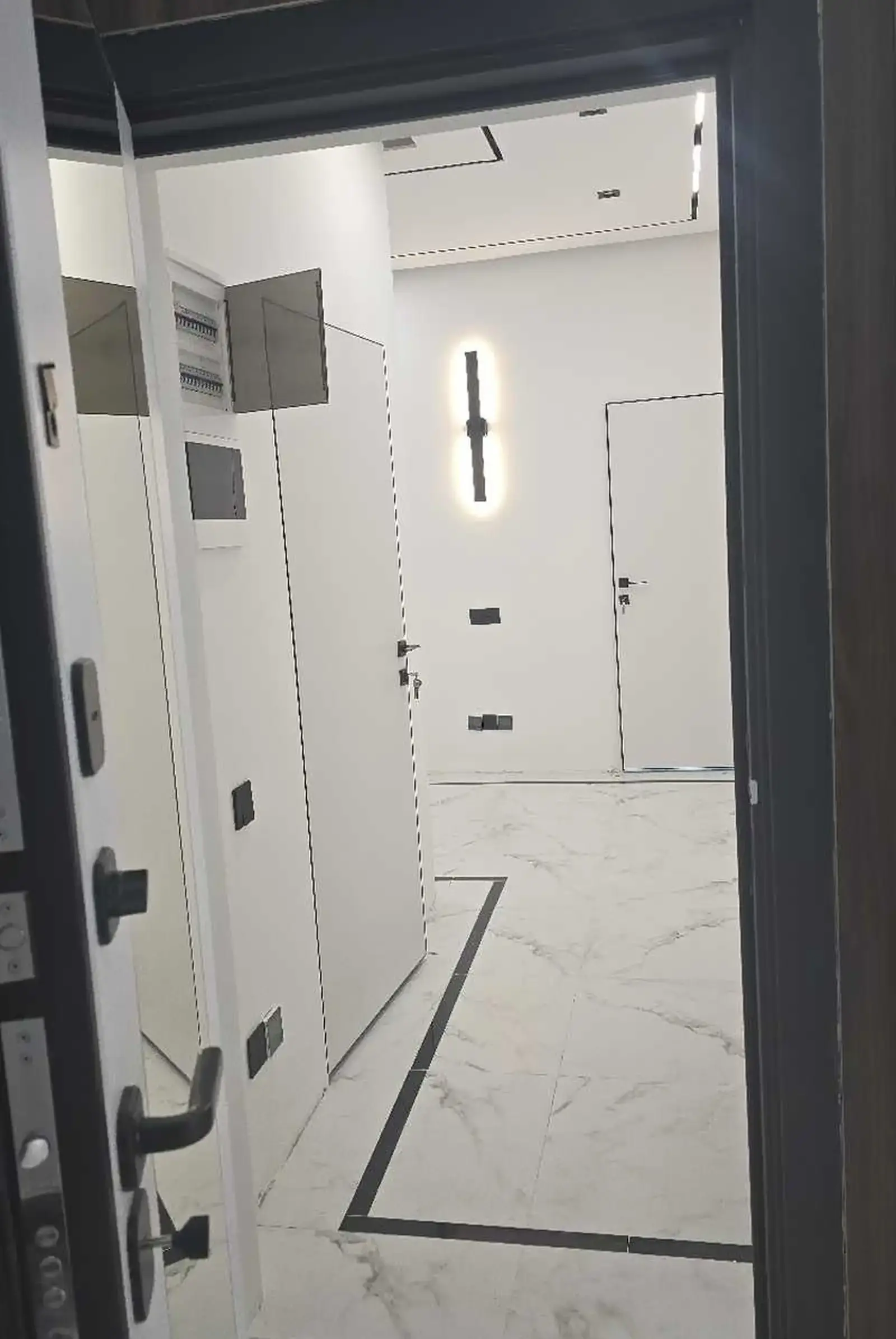 2-комн. квартира, 11 этаж, 64м², сино
