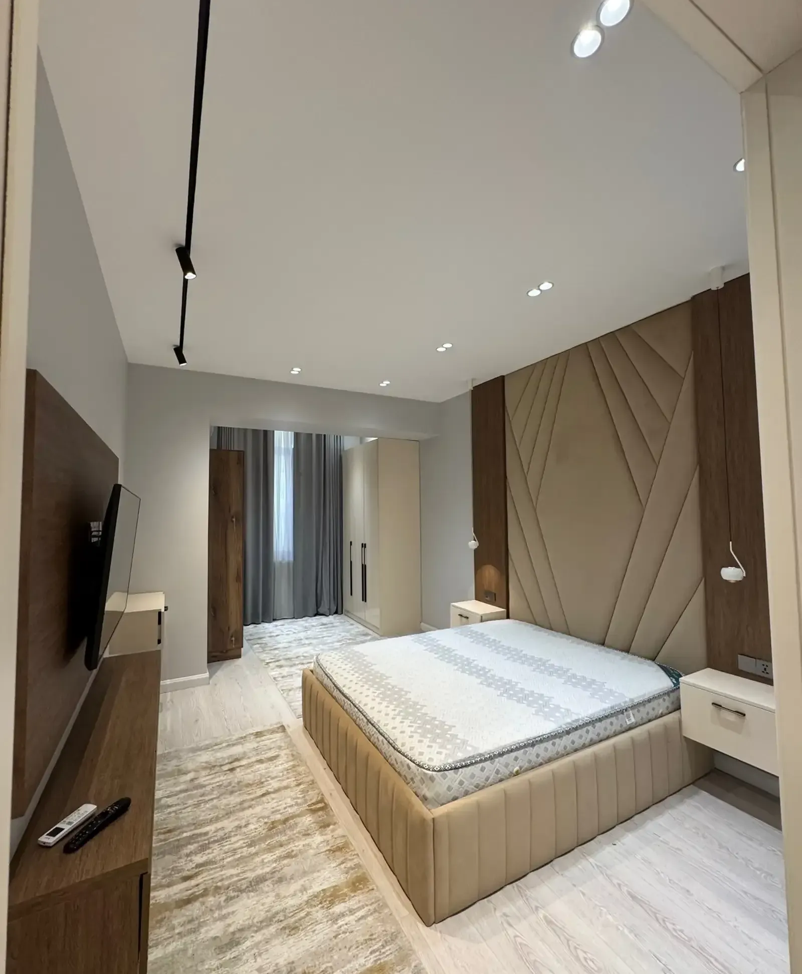 2-комн. квартира, 3 этаж, 110м², Шохмансур/Пайкар