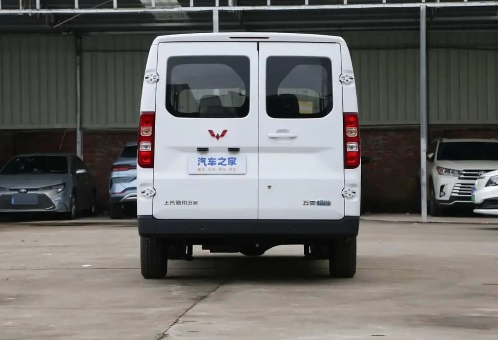 Пассажирский Wuling Yangguang, 2025 на заказ