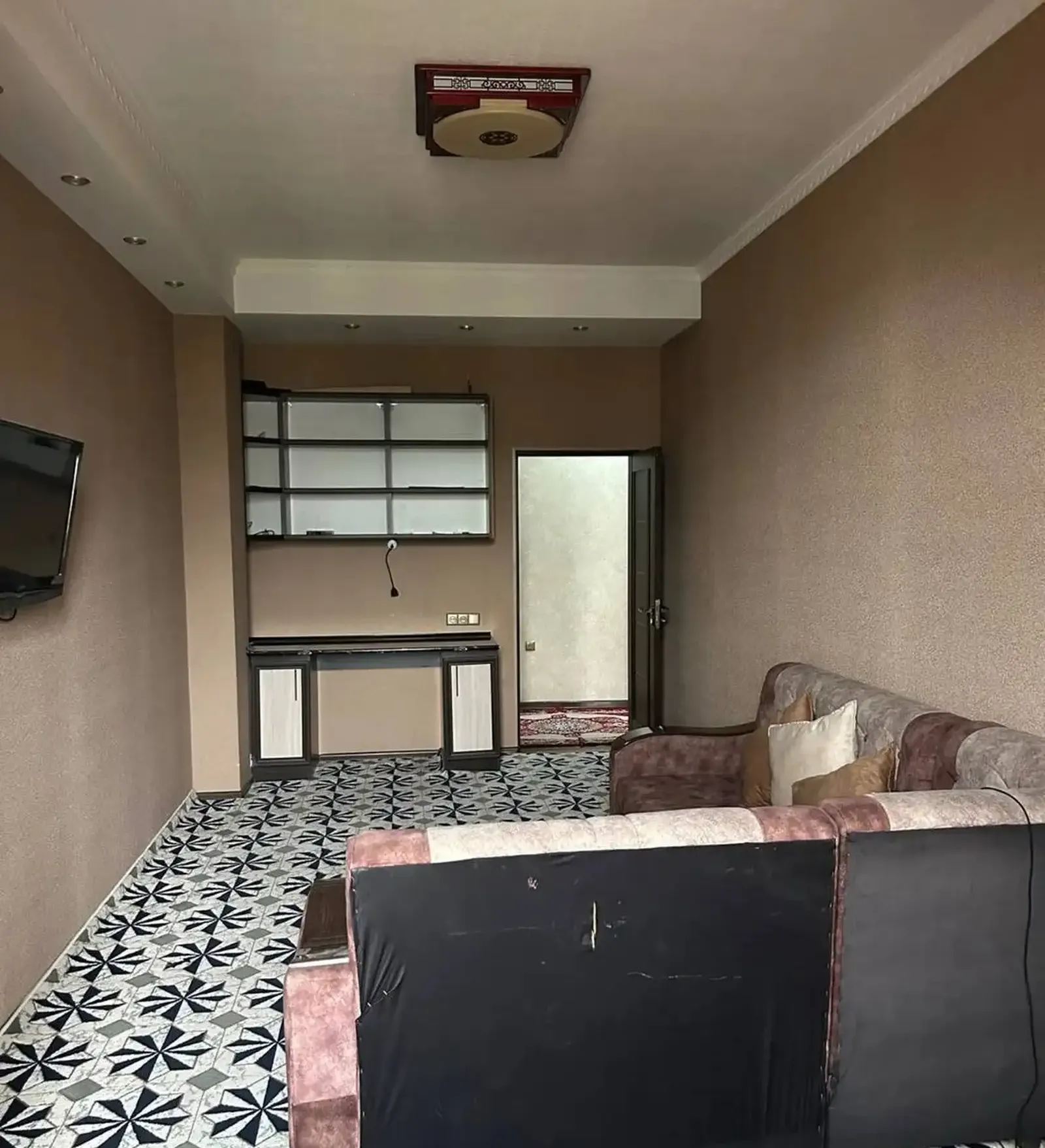 2-комн. квартира, 8 этаж, 80 м², Зарафшон, поликлиника 14