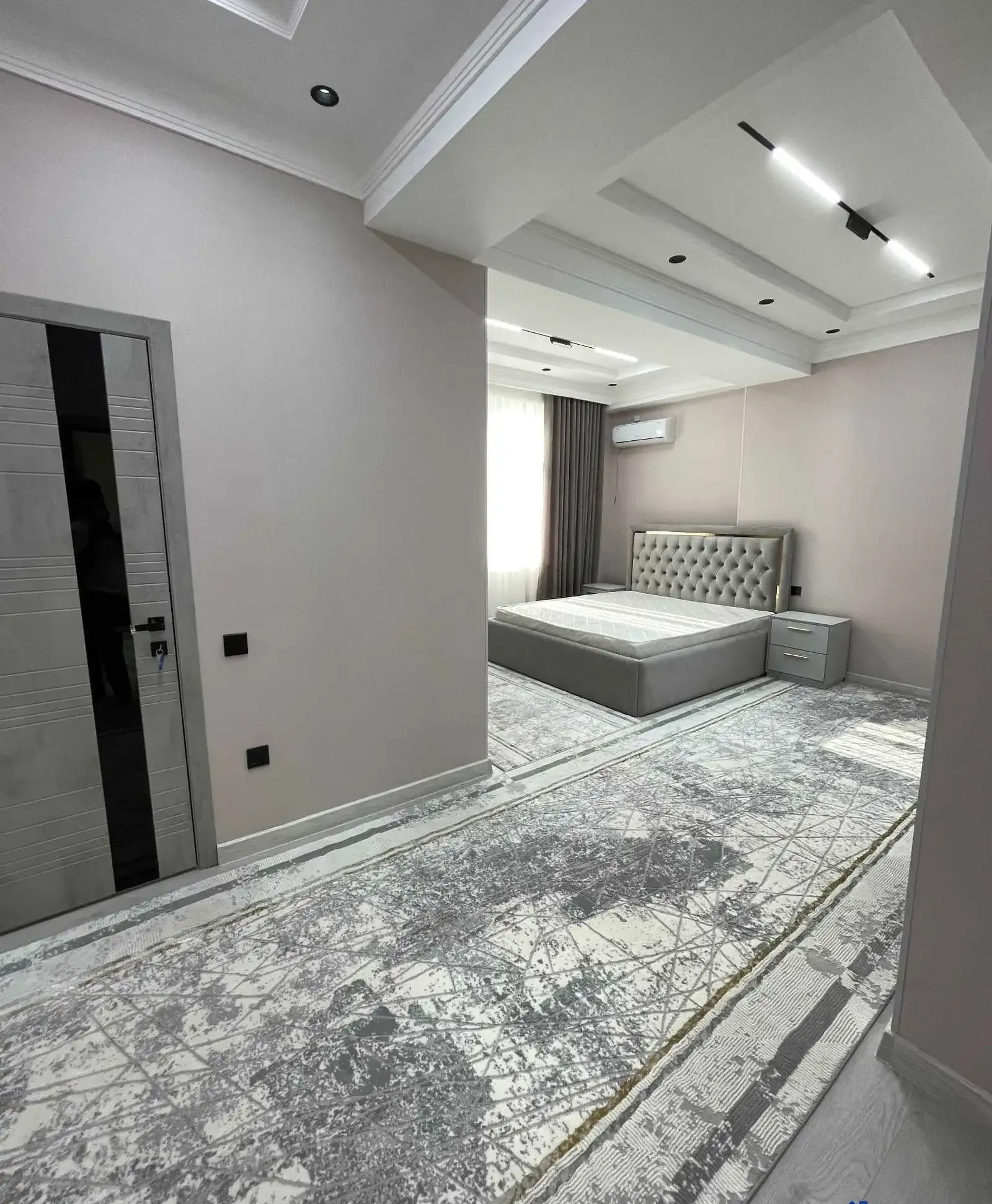 2-комн. квартира, 13 этаж, 82 м², Сино