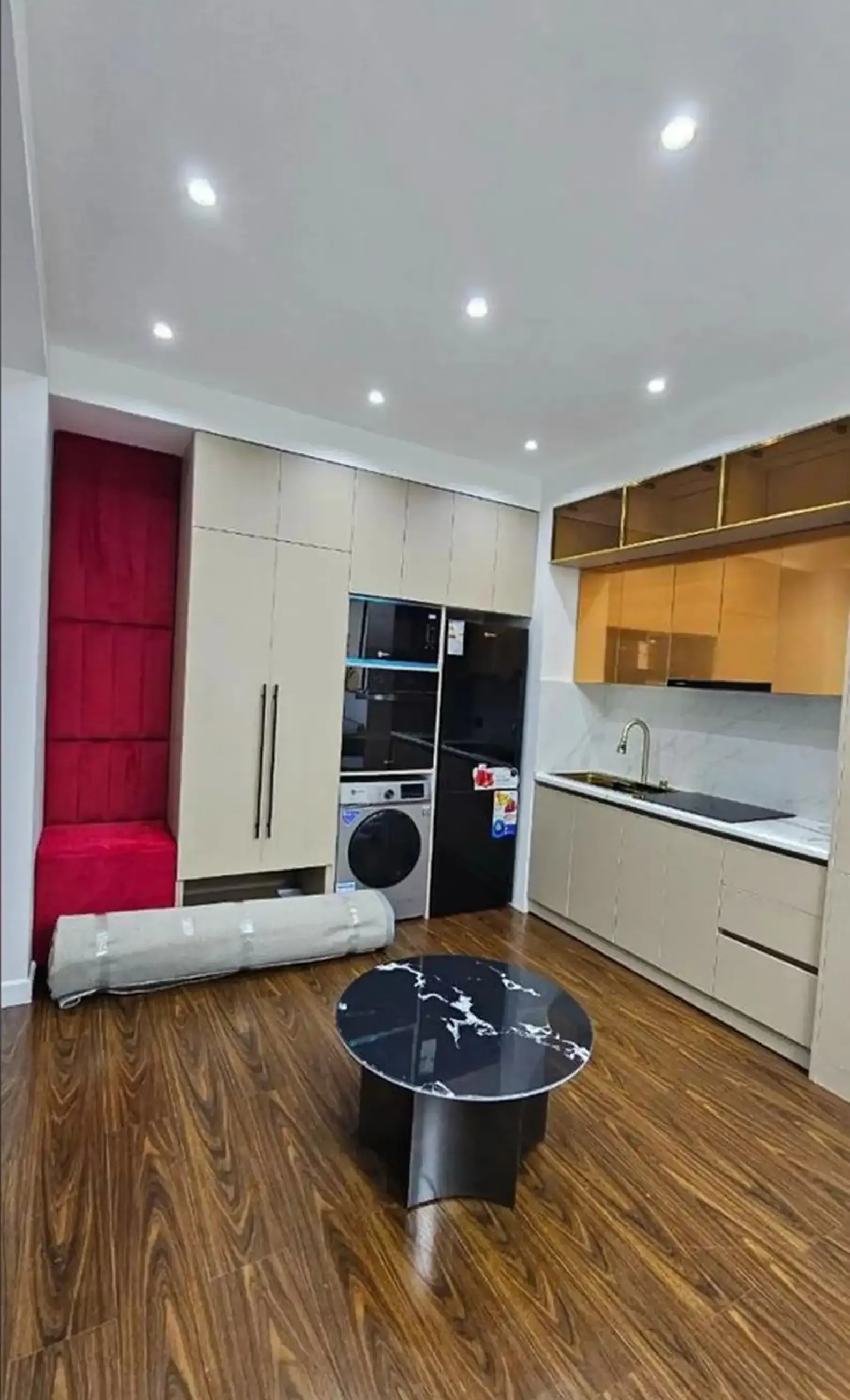 2-комн. квартира, 16 этаж, 53м², Шохмансур