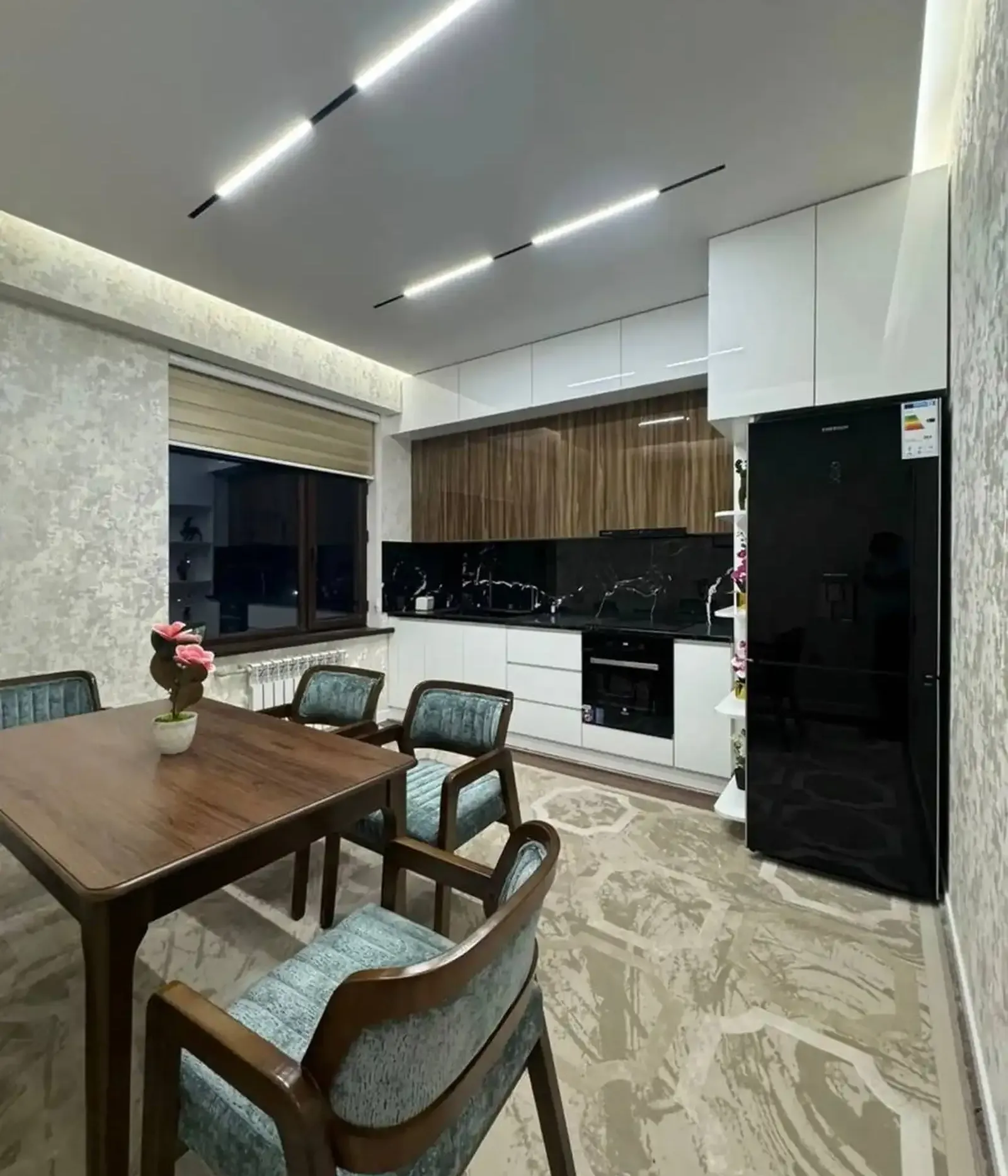 2-комн. квартира, 6 этаж, 83 м², Спартак