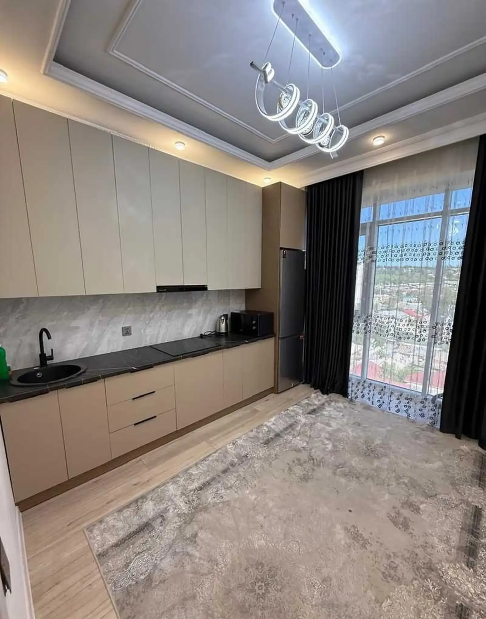 2-комн. квартира, 12 этаж, 90м², гостиница Hilton