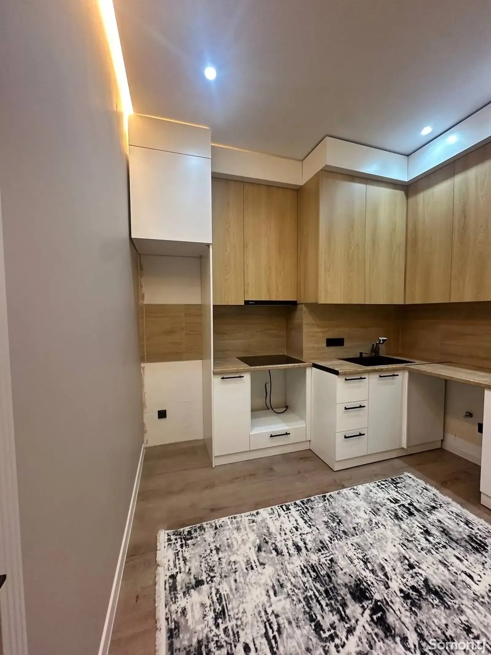 2-комн. квартира, 9 этаж, 71 м², Шохмансур